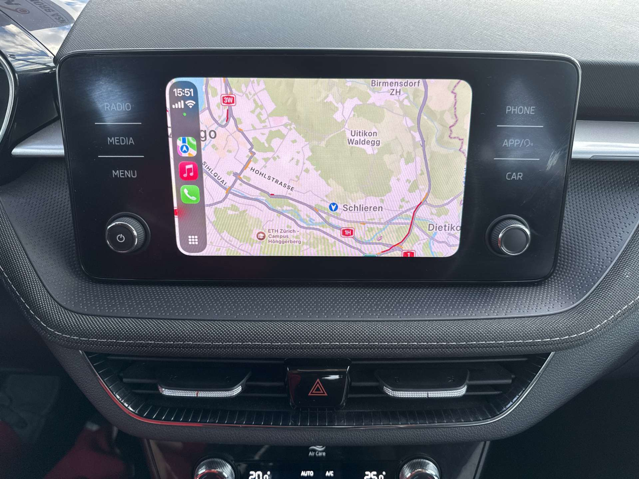 listing desktop thumbnail image 1