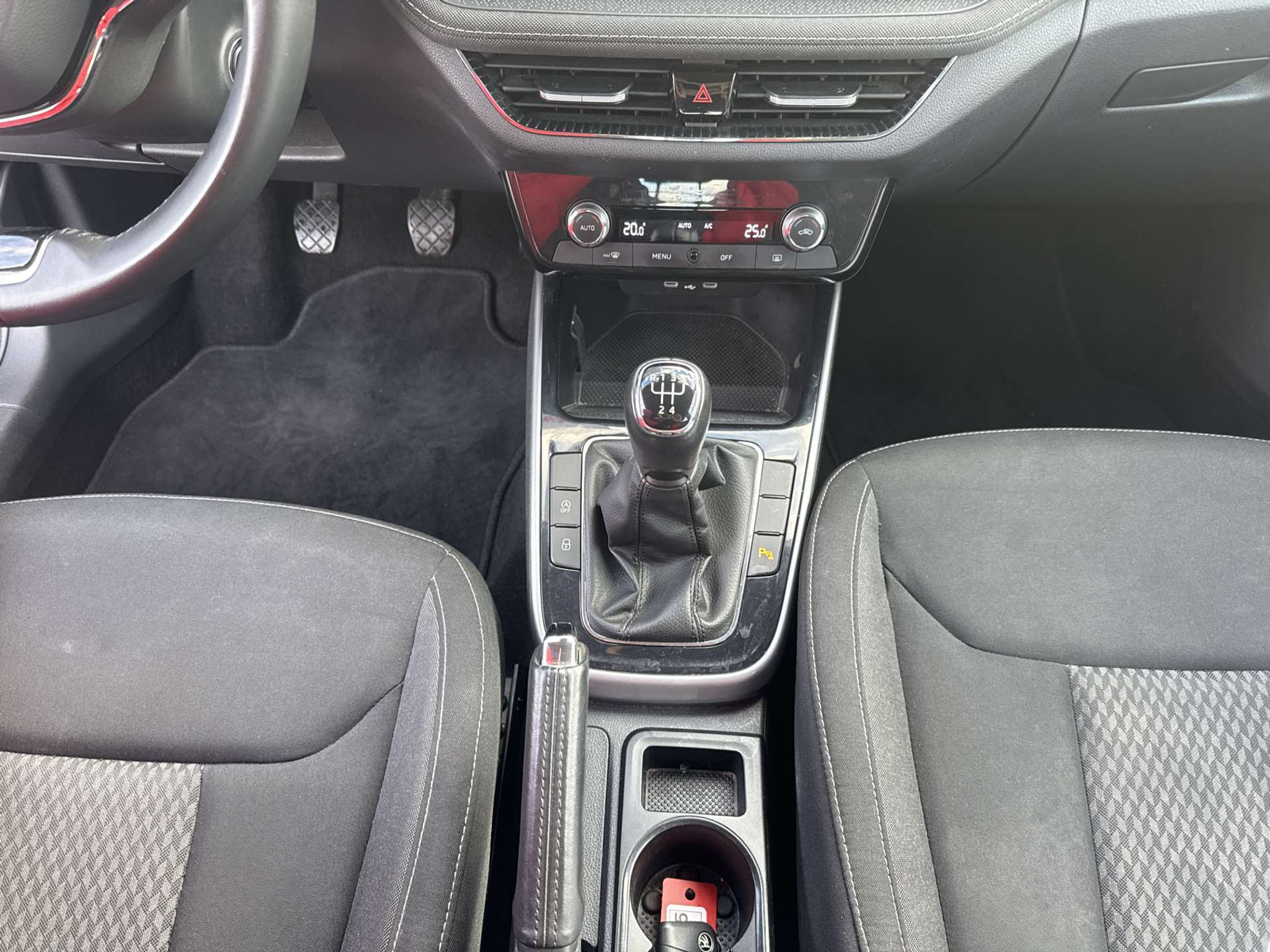 listing desktop thumbnail image 11