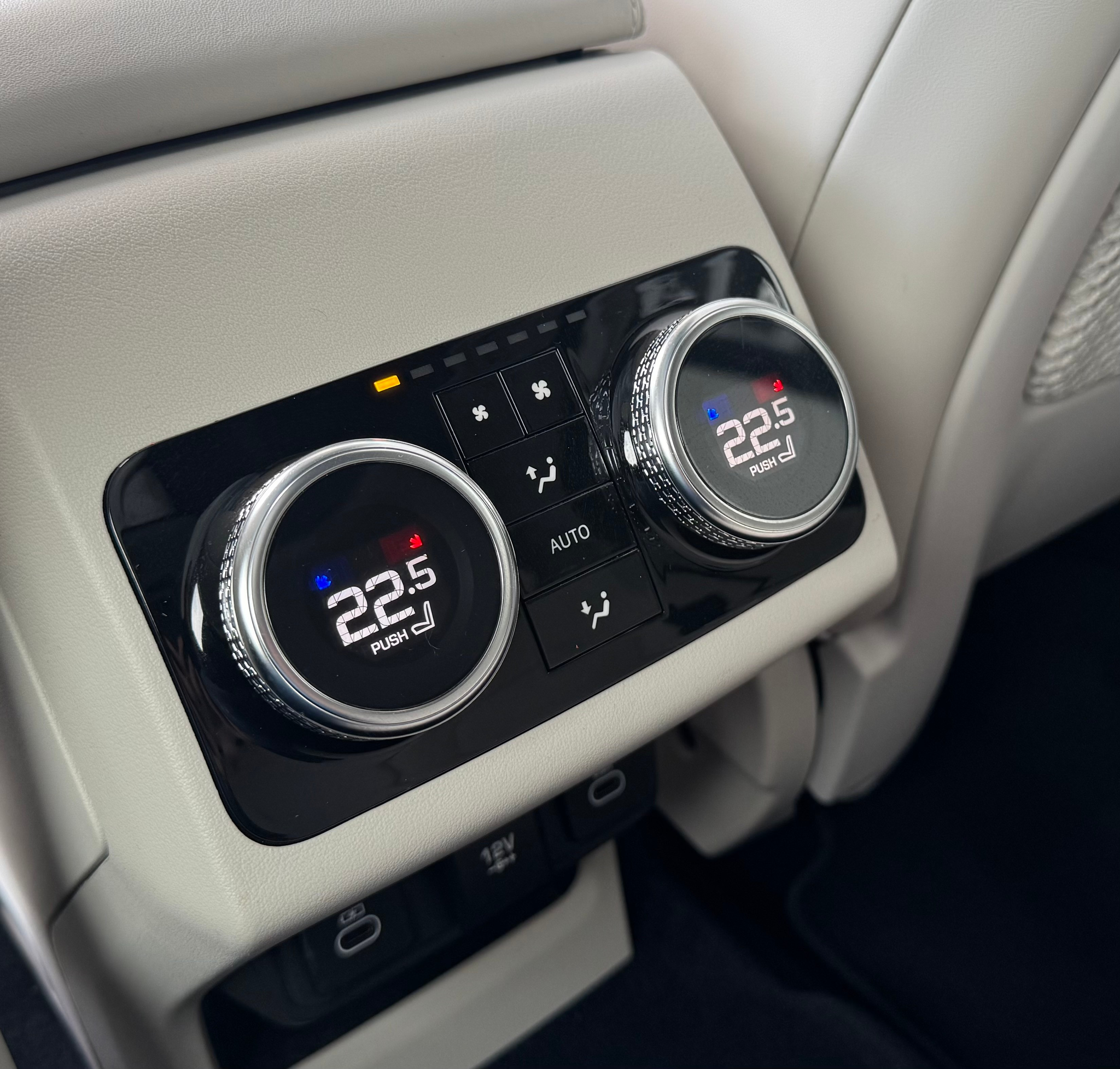 listing desktop thumbnail image 10