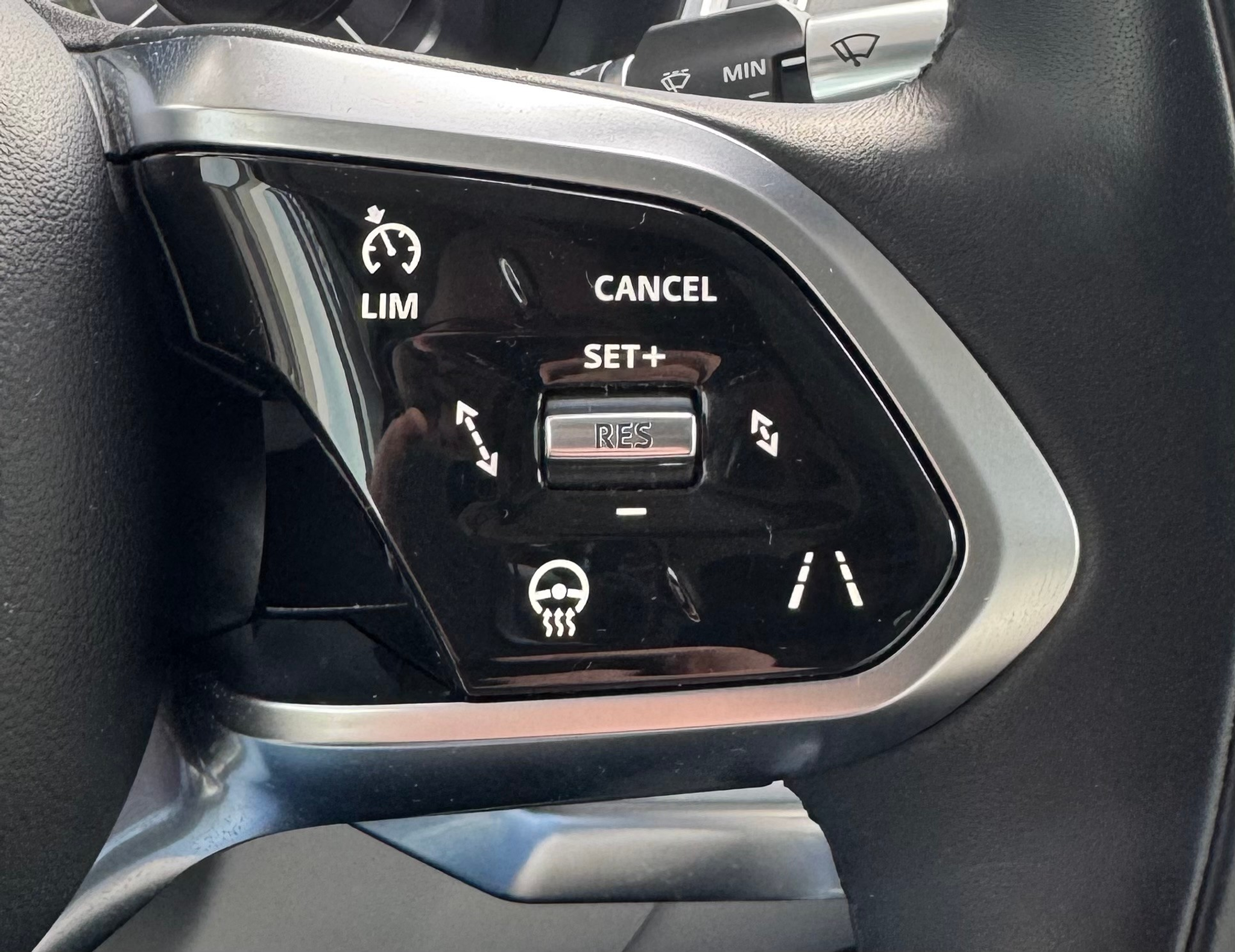 listing desktop thumbnail image 14