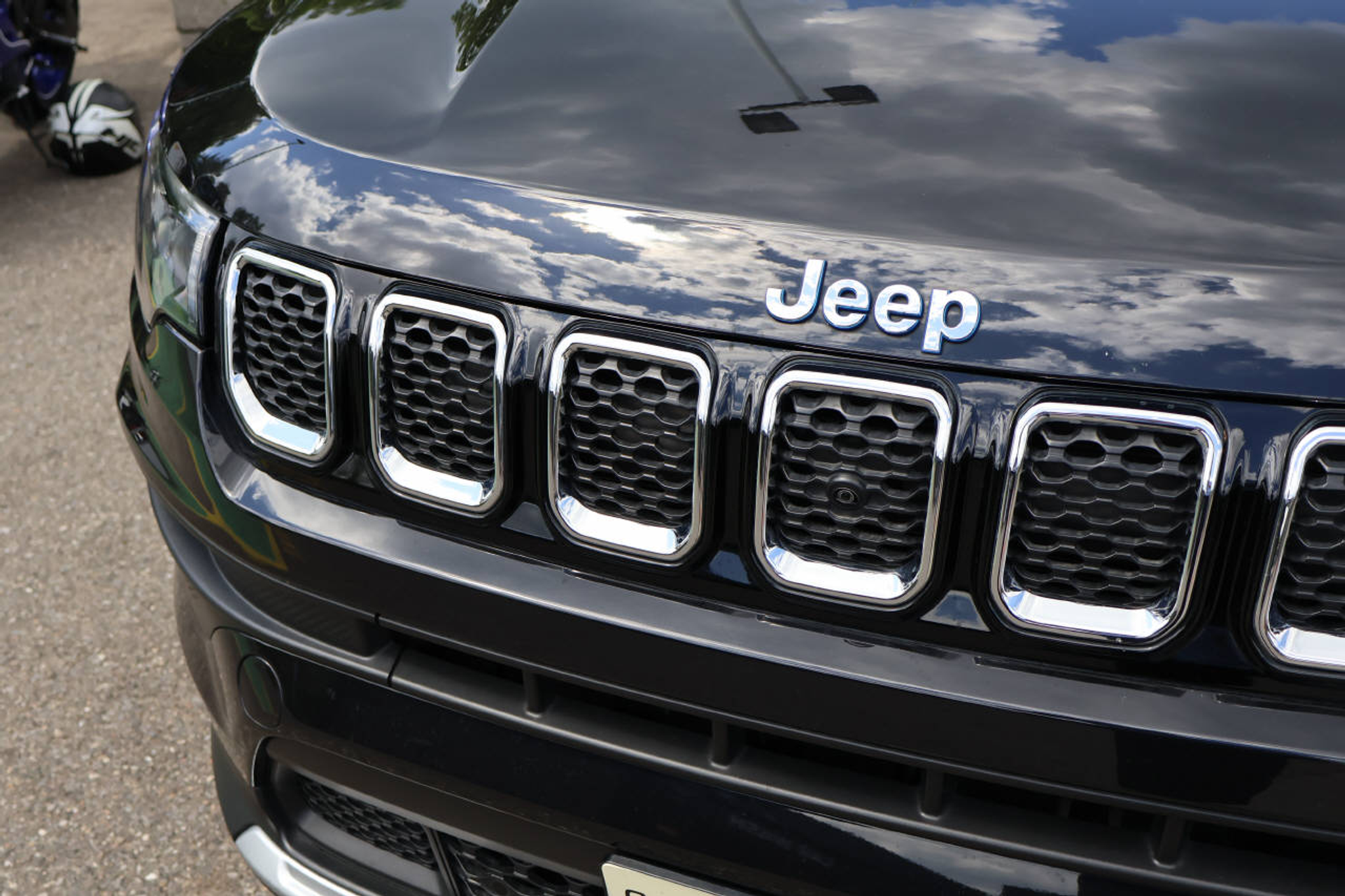 listing desktop thumbnail image 6