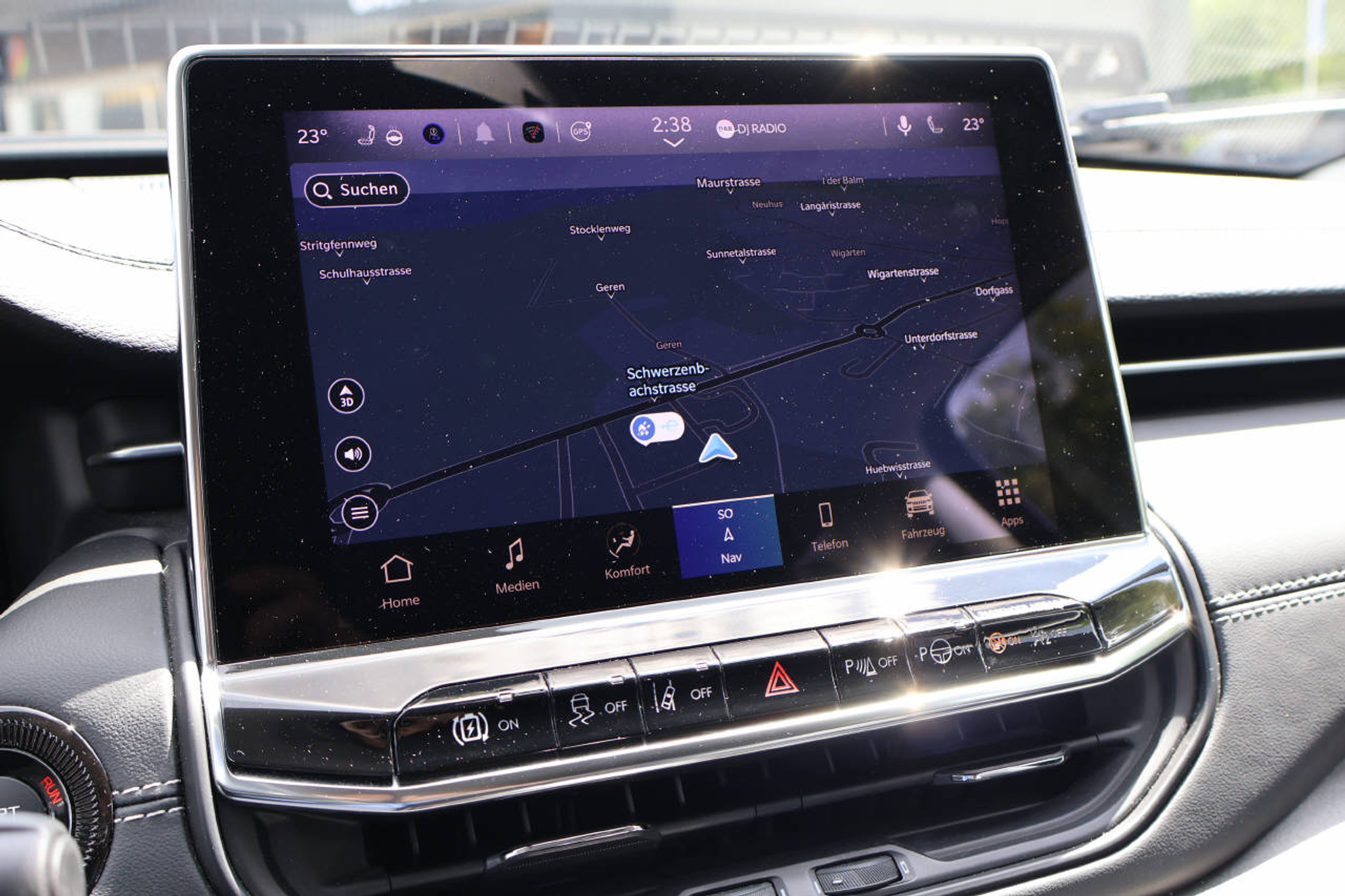 listing desktop thumbnail image 11