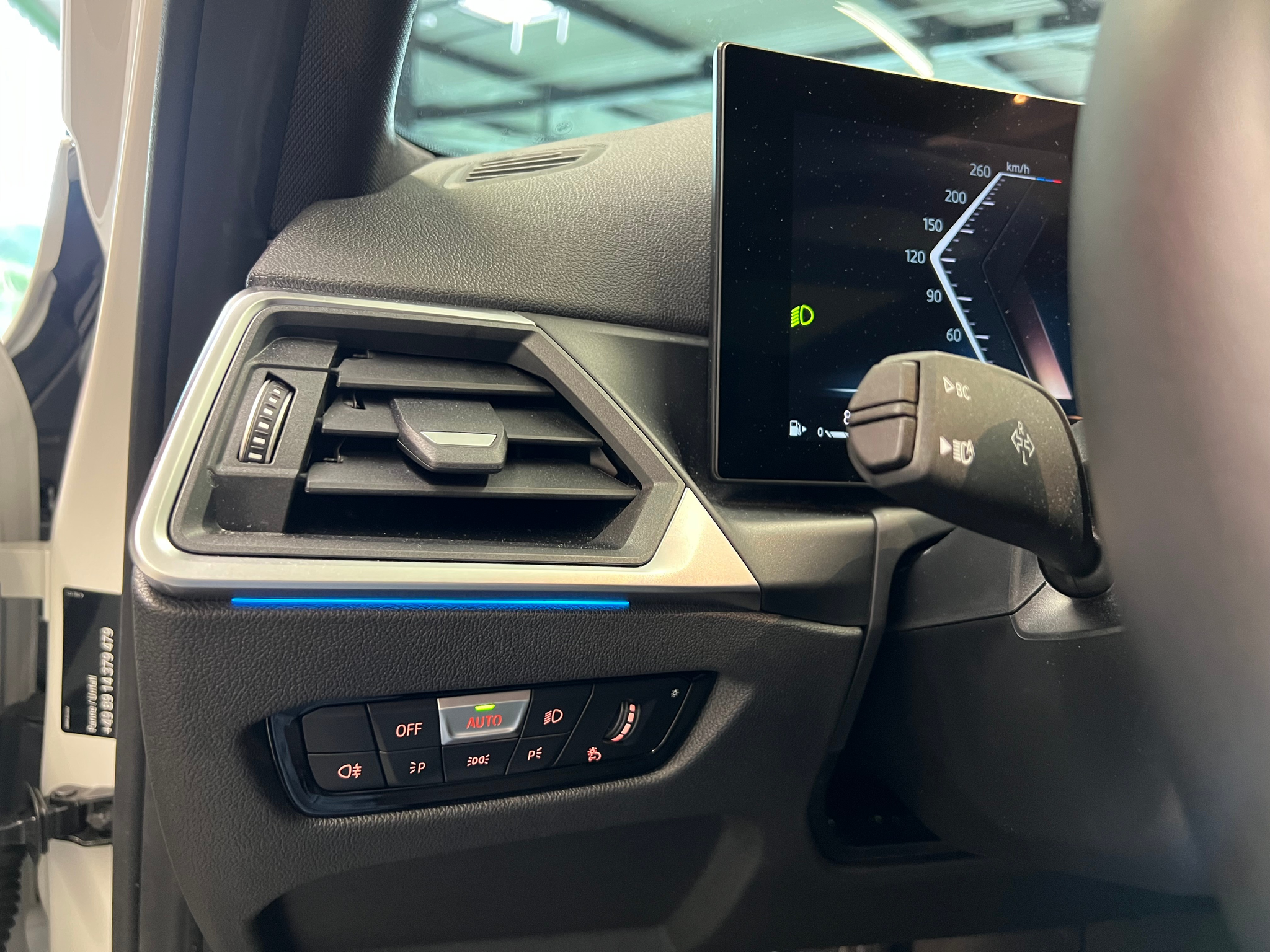 listing desktop thumbnail image 30