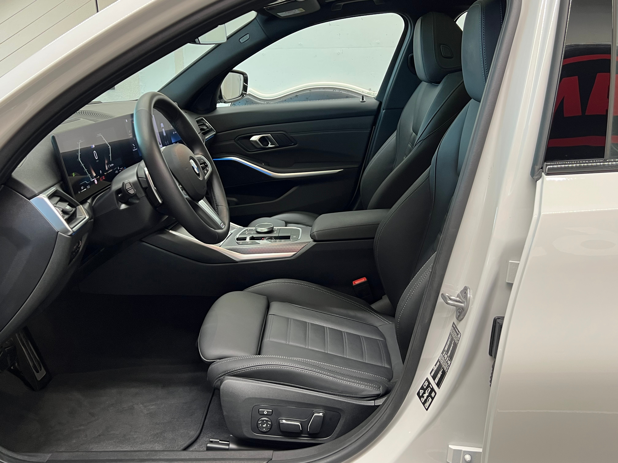 listing desktop thumbnail image 14