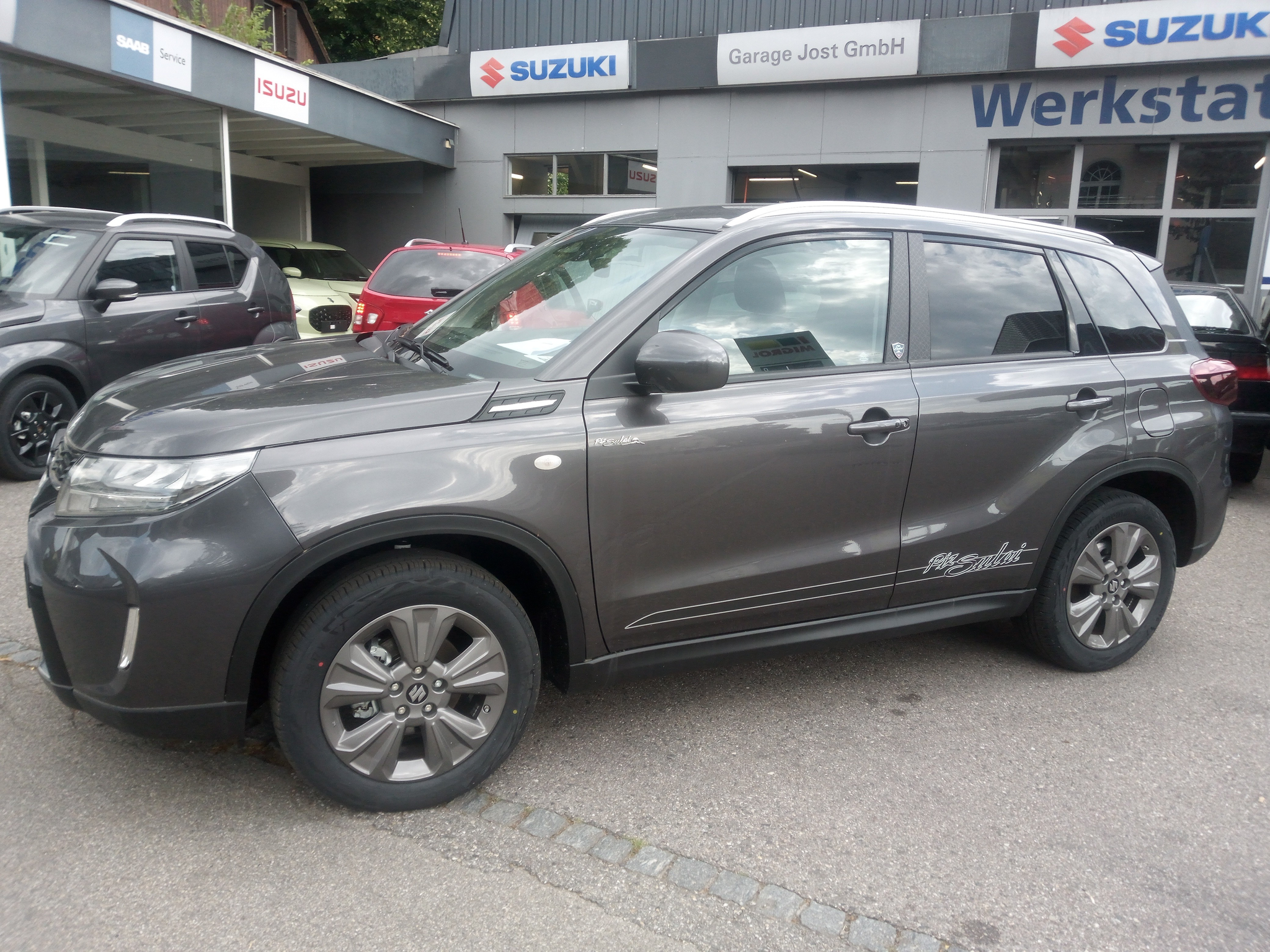 listing desktop thumbnail image 13