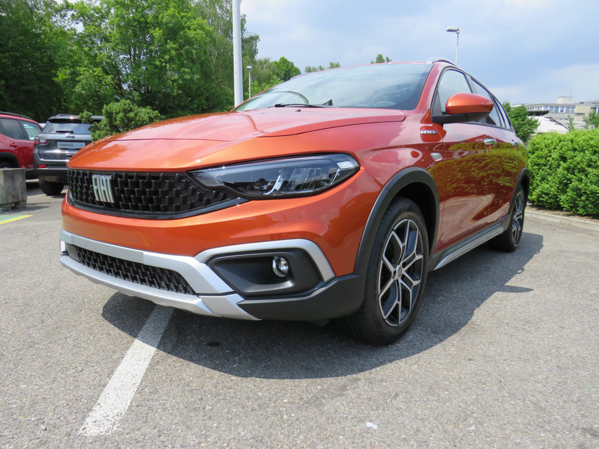 listing desktop thumbnail image 6