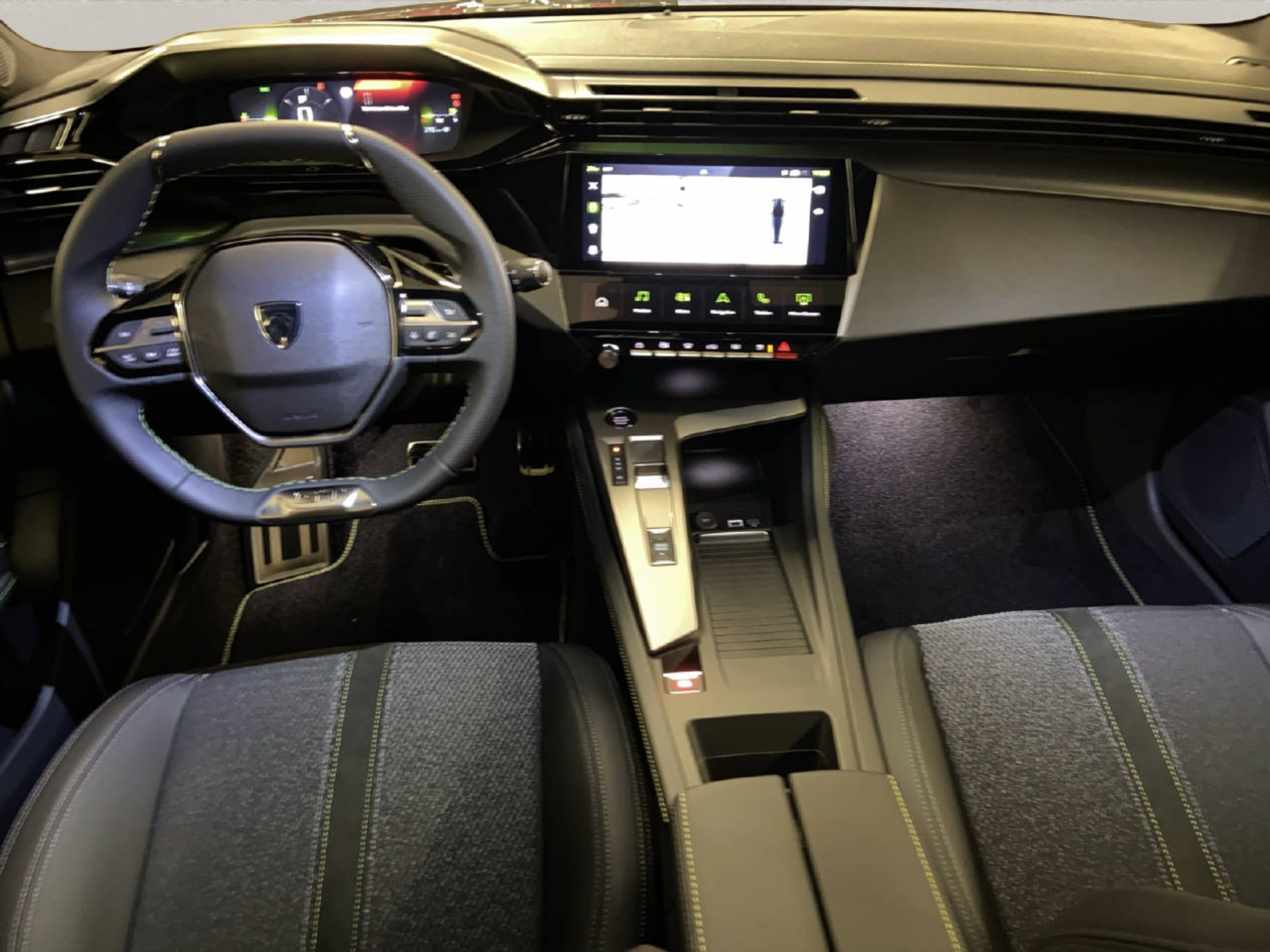 listing desktop thumbnail image 5