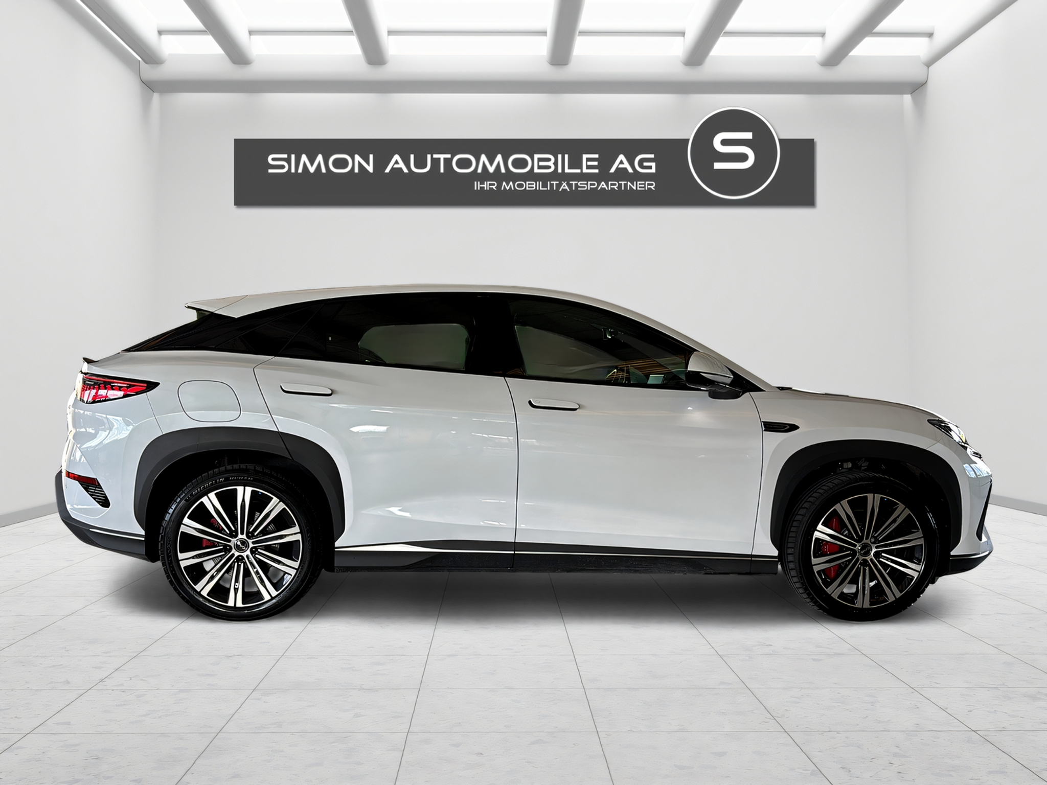 listing desktop thumbnail image 6