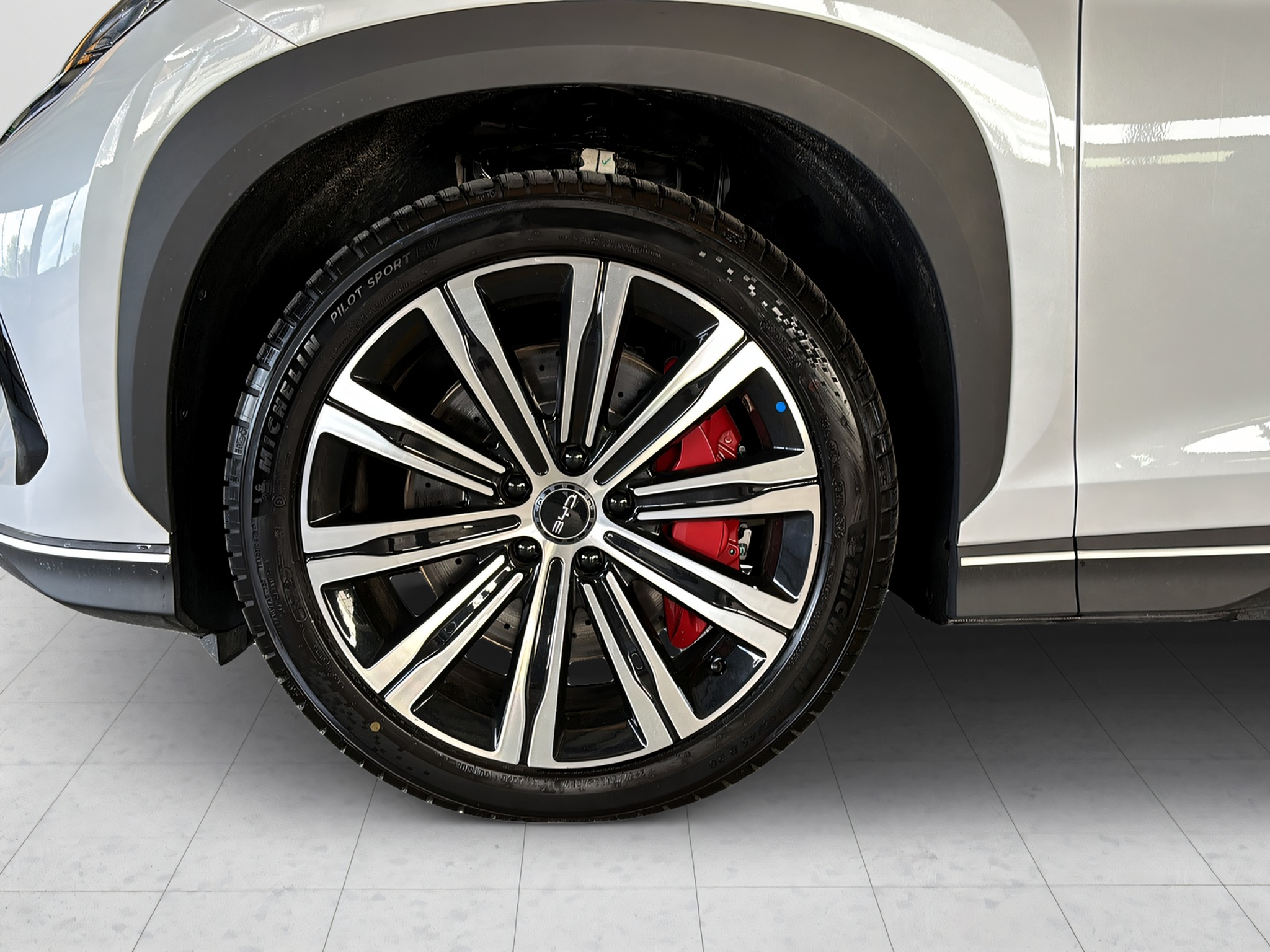 listing desktop thumbnail image 3