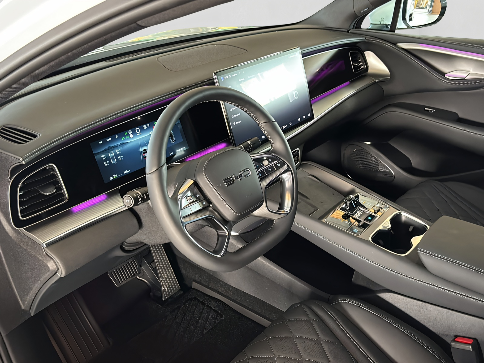 listing desktop thumbnail image 9