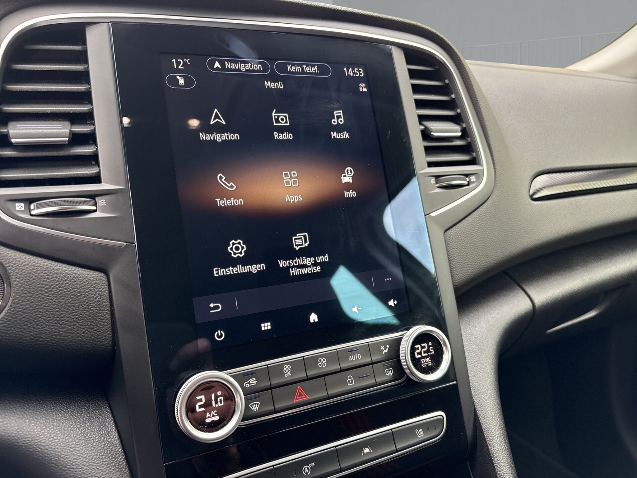 listing desktop thumbnail image 17