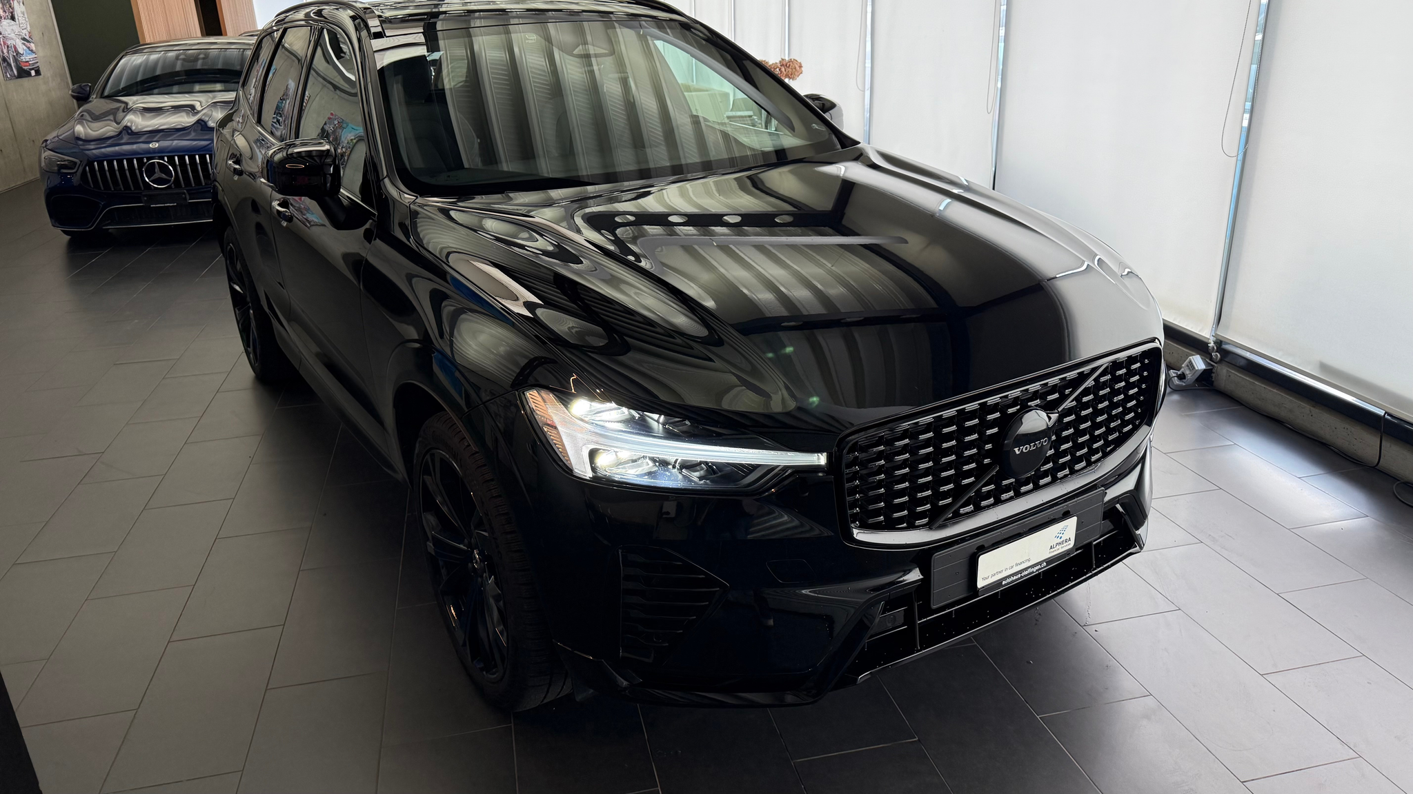 listing desktop thumbnail image 24