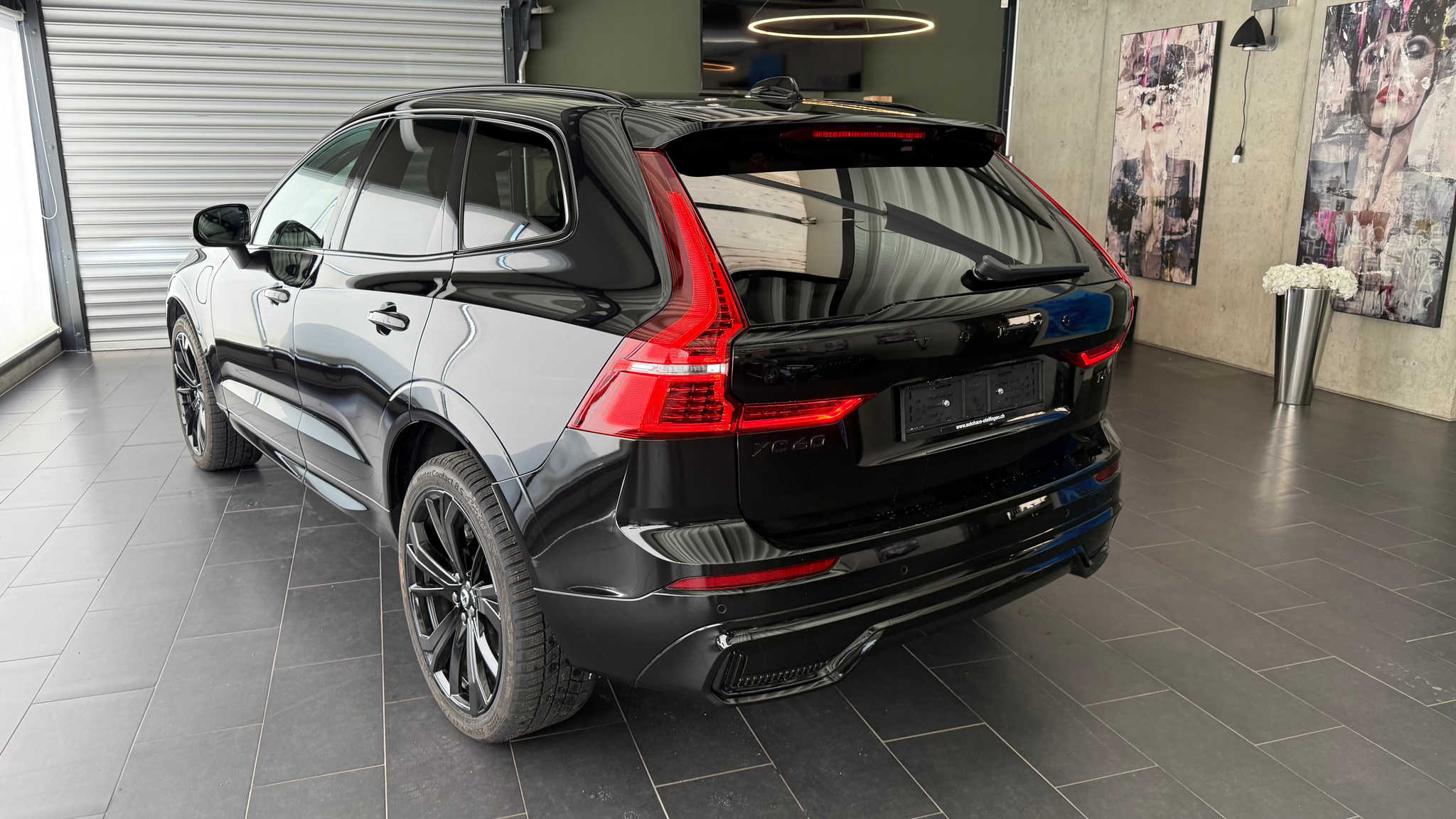 listing desktop thumbnail image 6