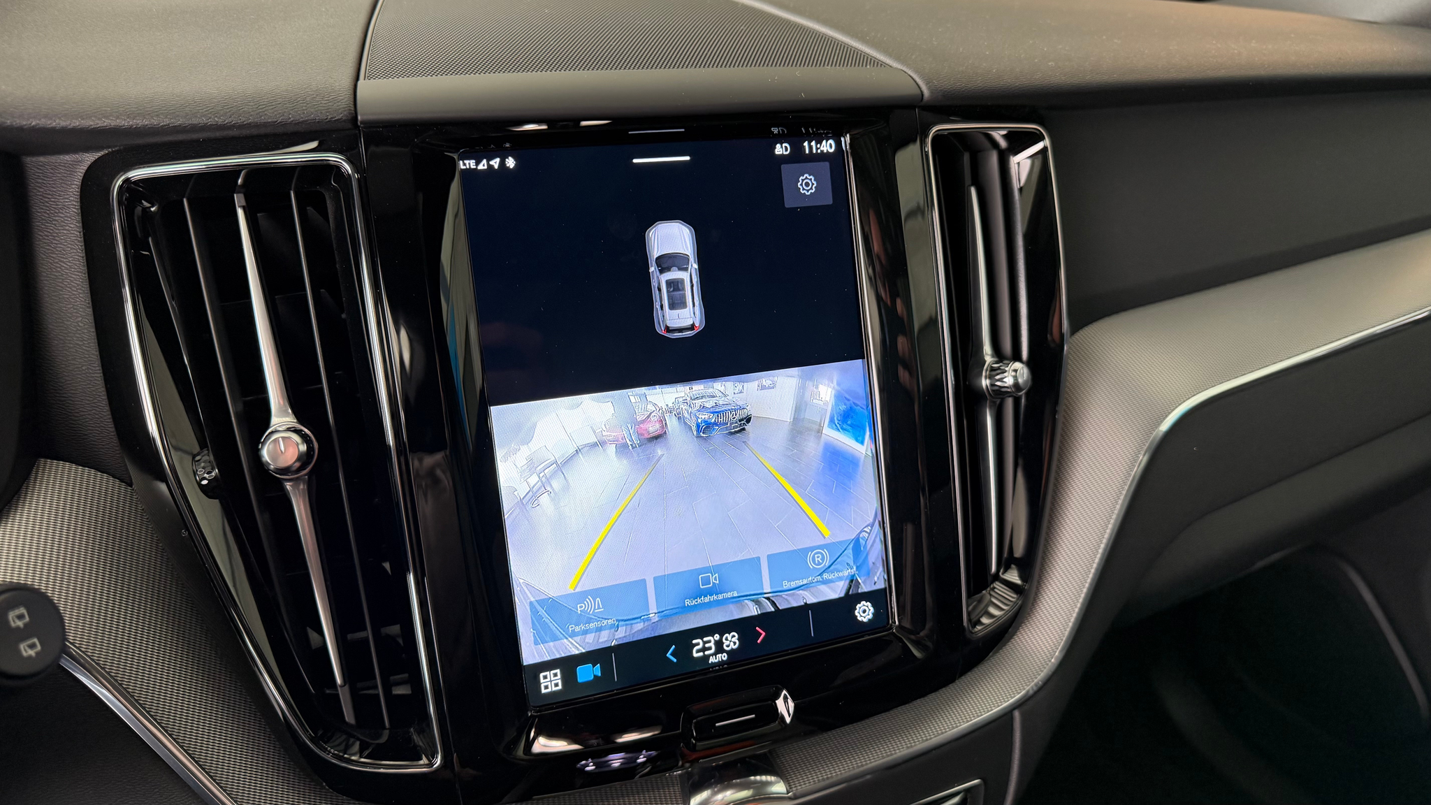 listing desktop thumbnail image 10