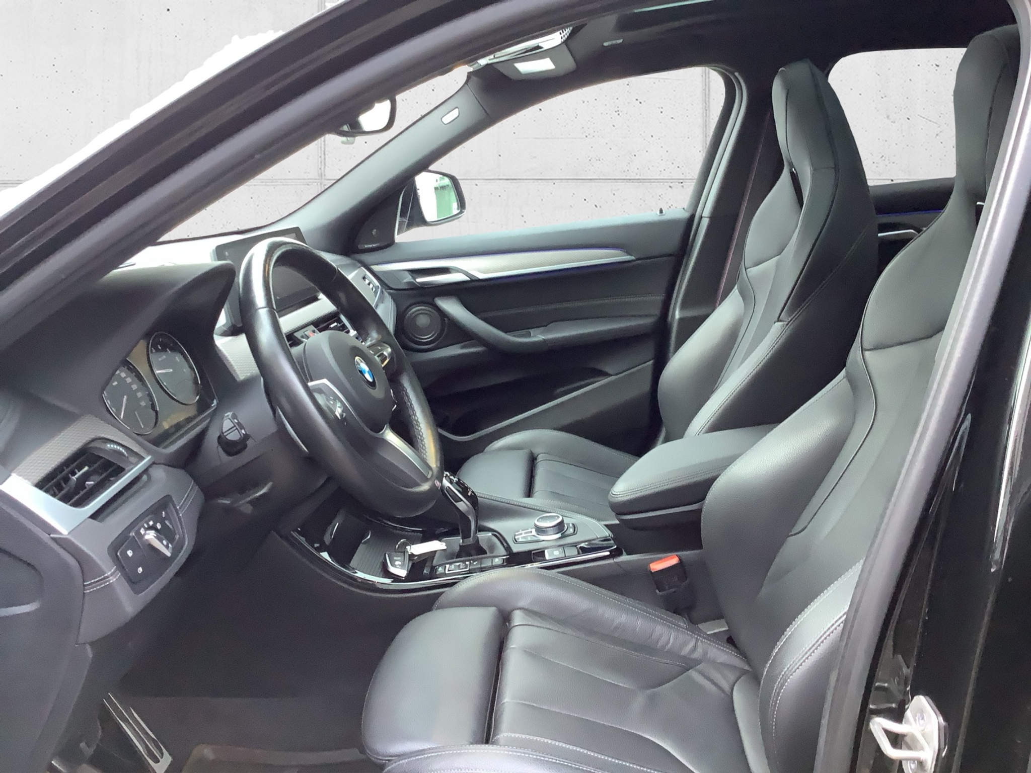 listing desktop thumbnail image 11