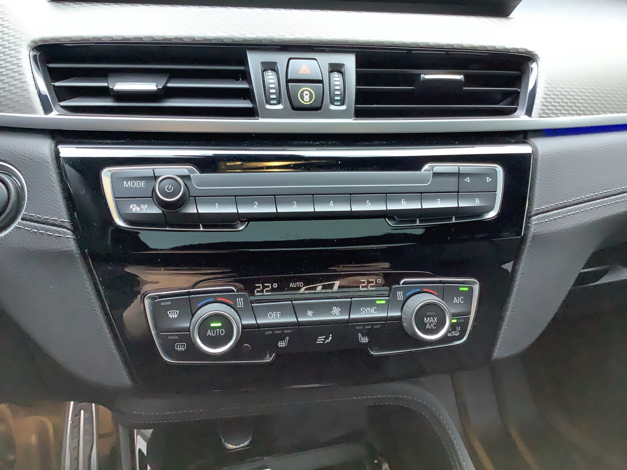 listing desktop thumbnail image 15