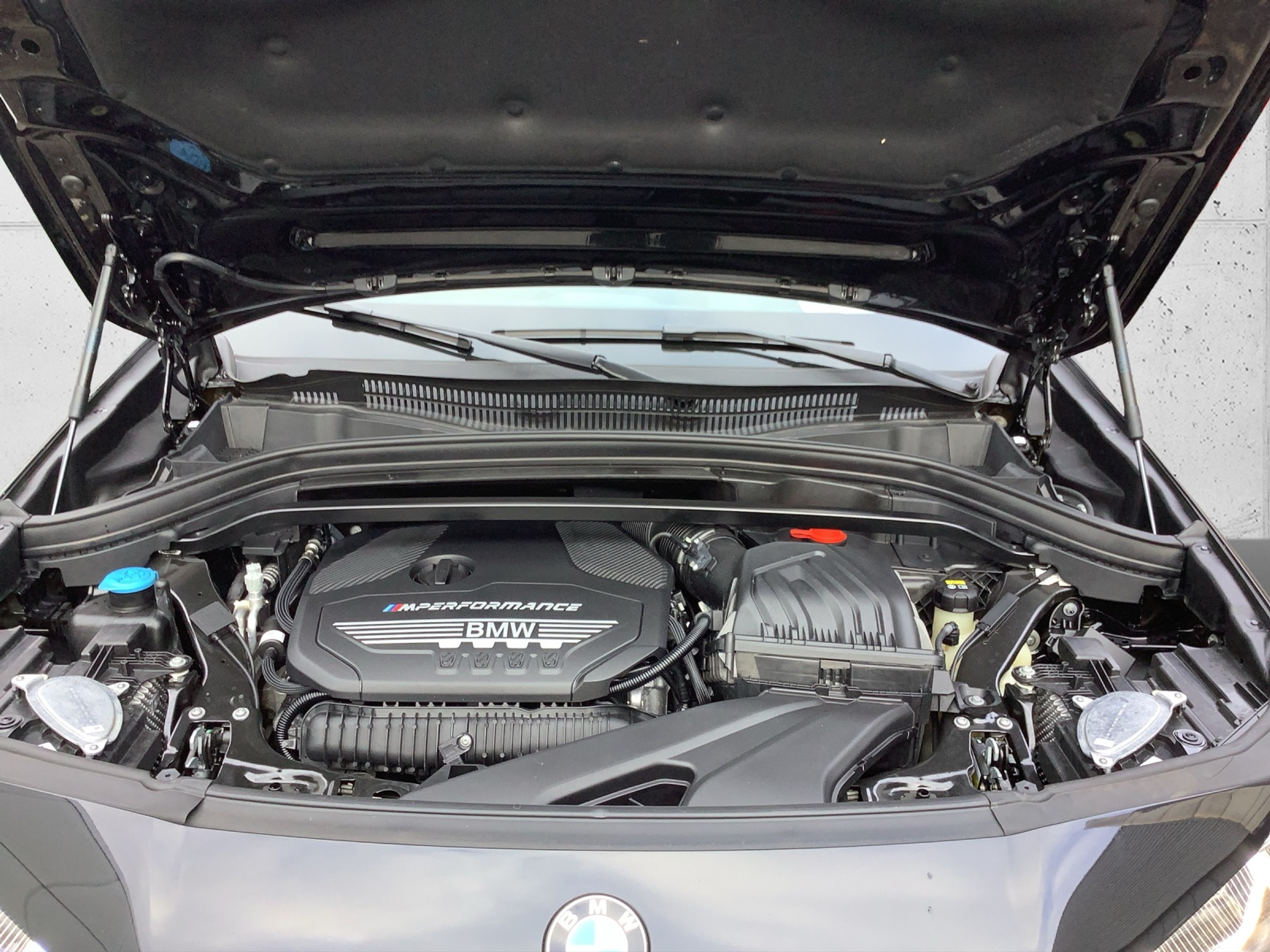 listing desktop thumbnail image 9