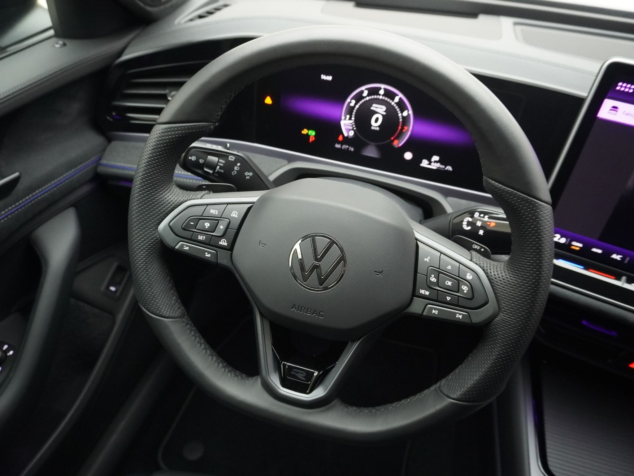 listing desktop thumbnail image 10