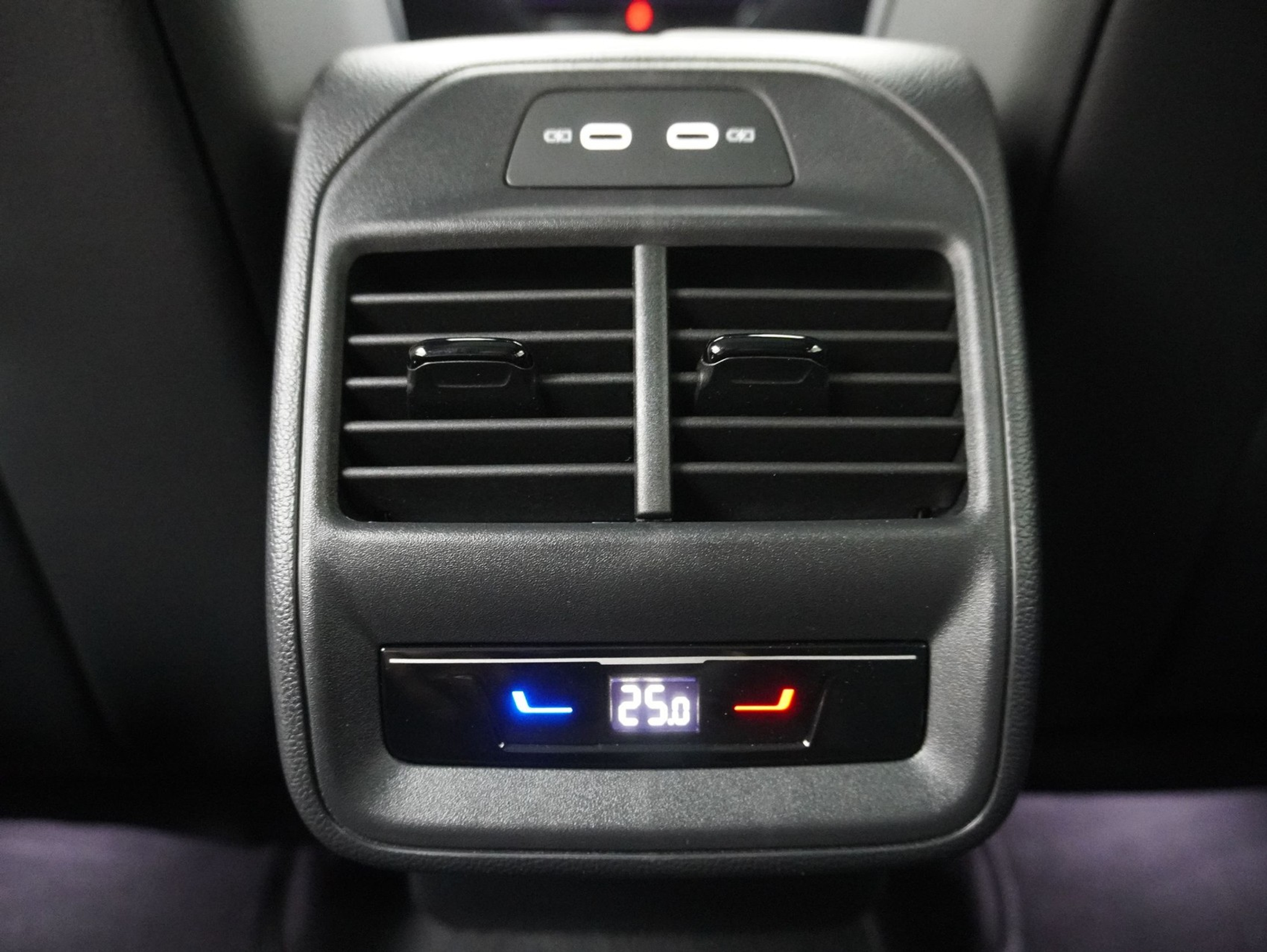 listing desktop thumbnail image 12