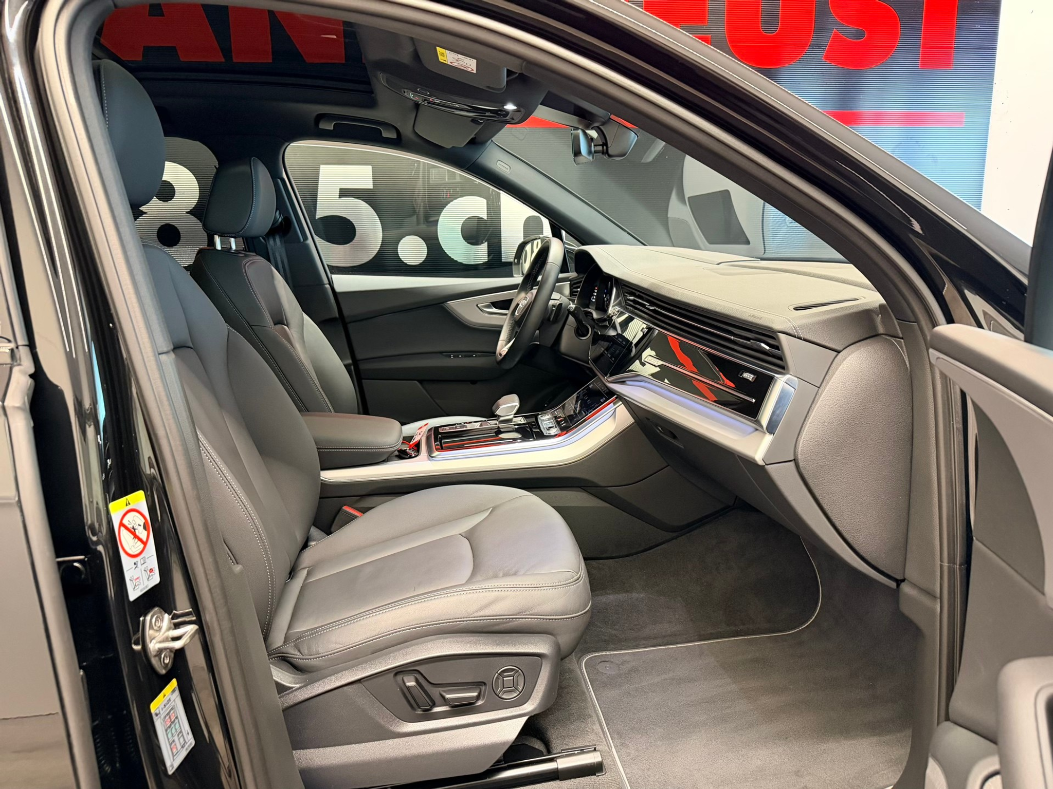 listing desktop thumbnail image 22