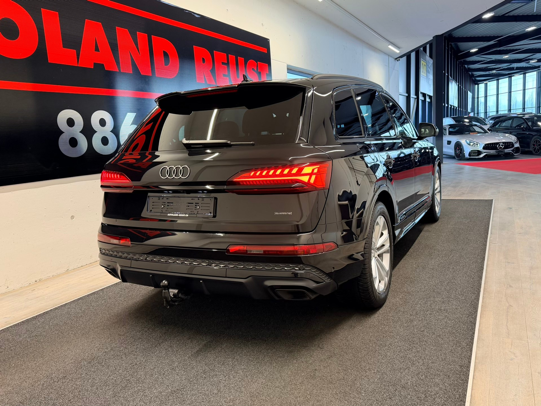 listing desktop thumbnail image 6