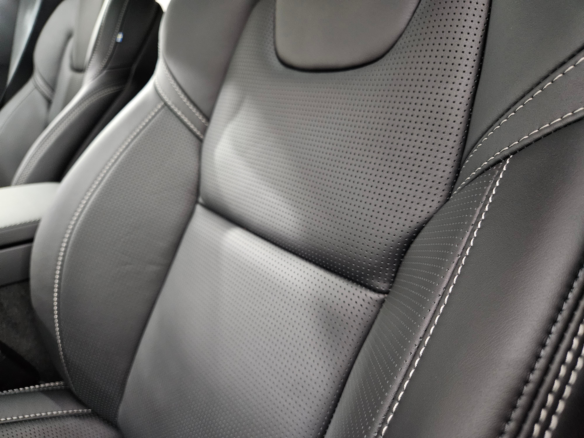 listing desktop thumbnail image 12