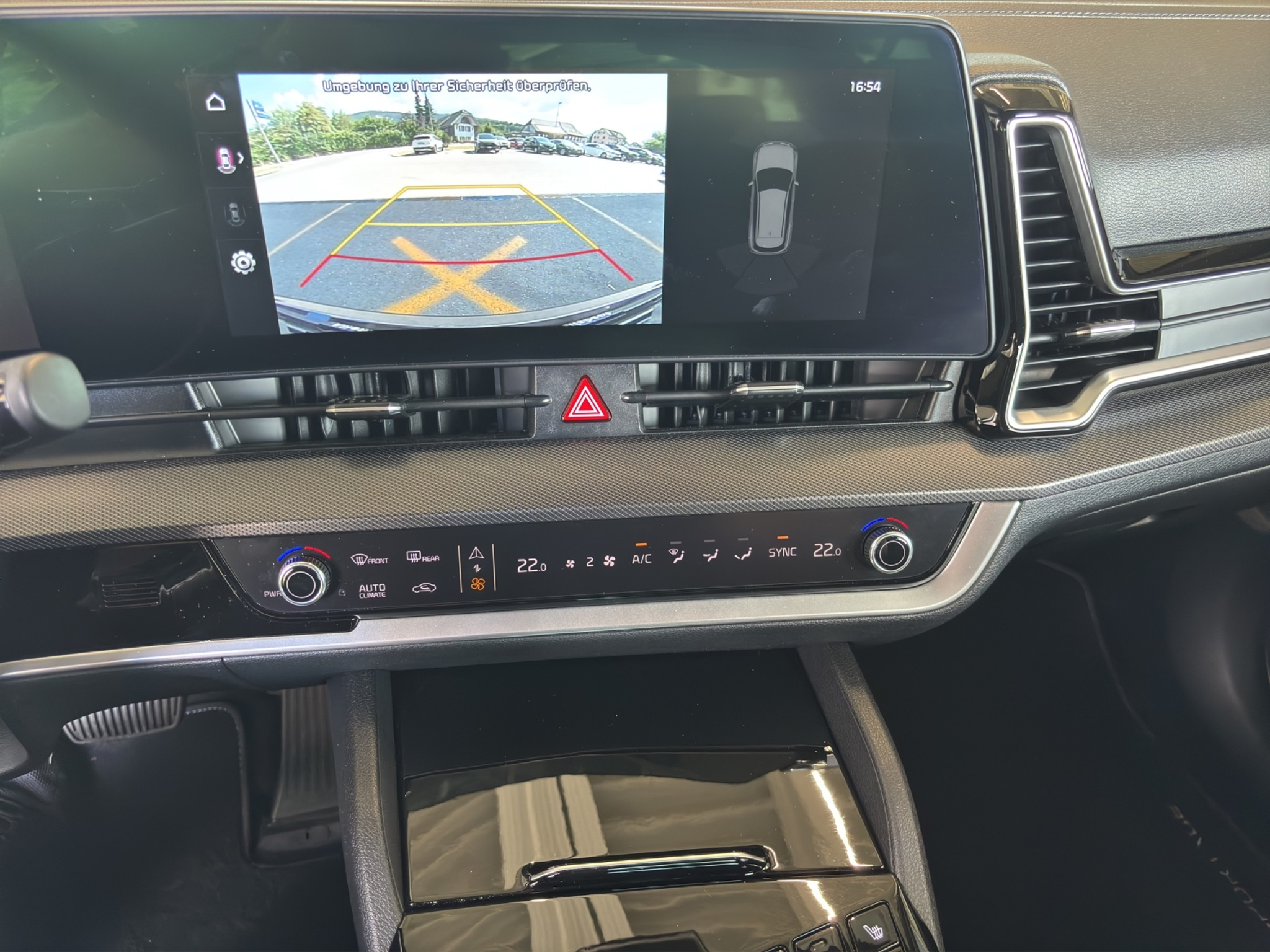 listing desktop thumbnail image 12