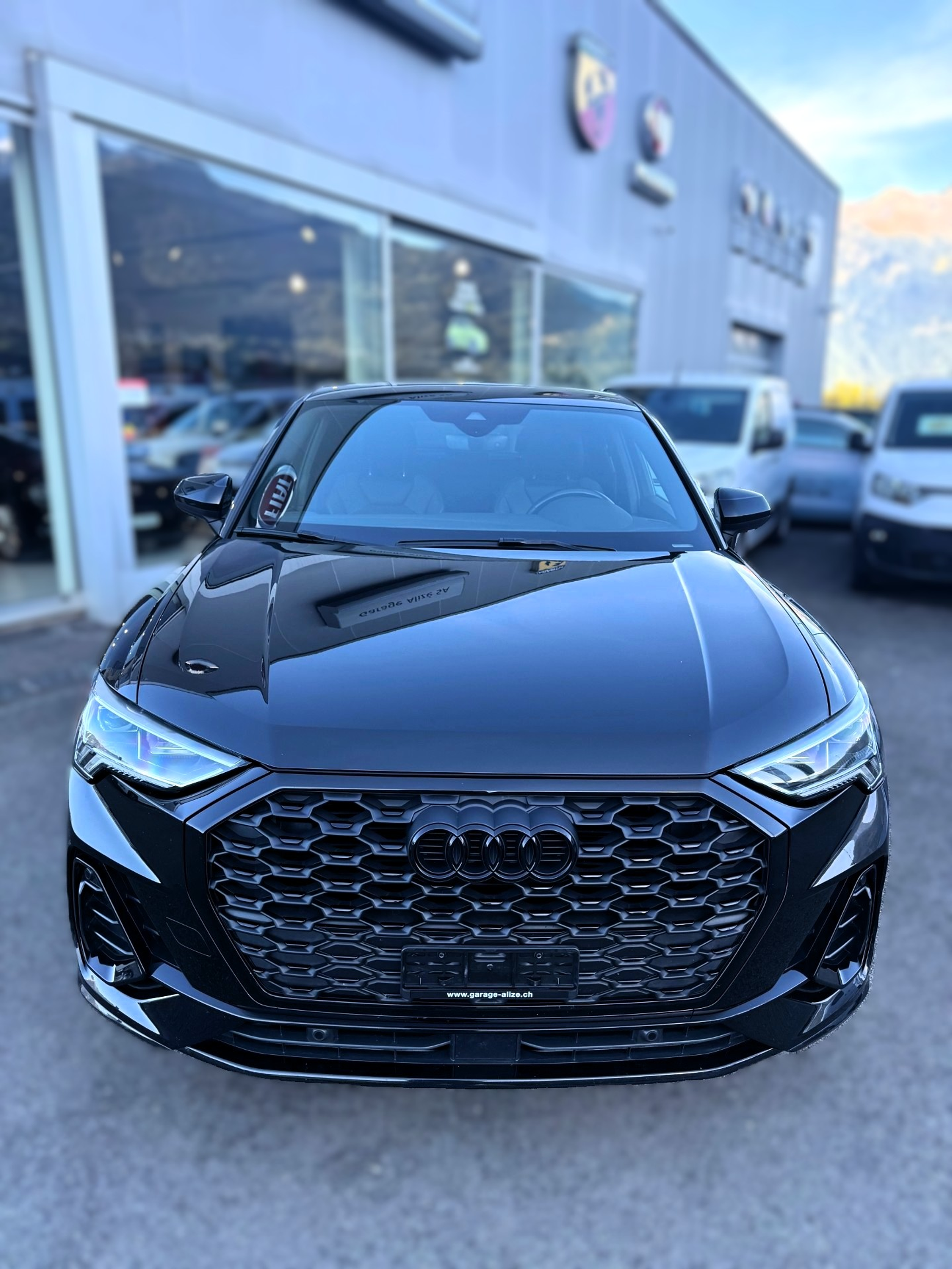 listing desktop thumbnail image 7