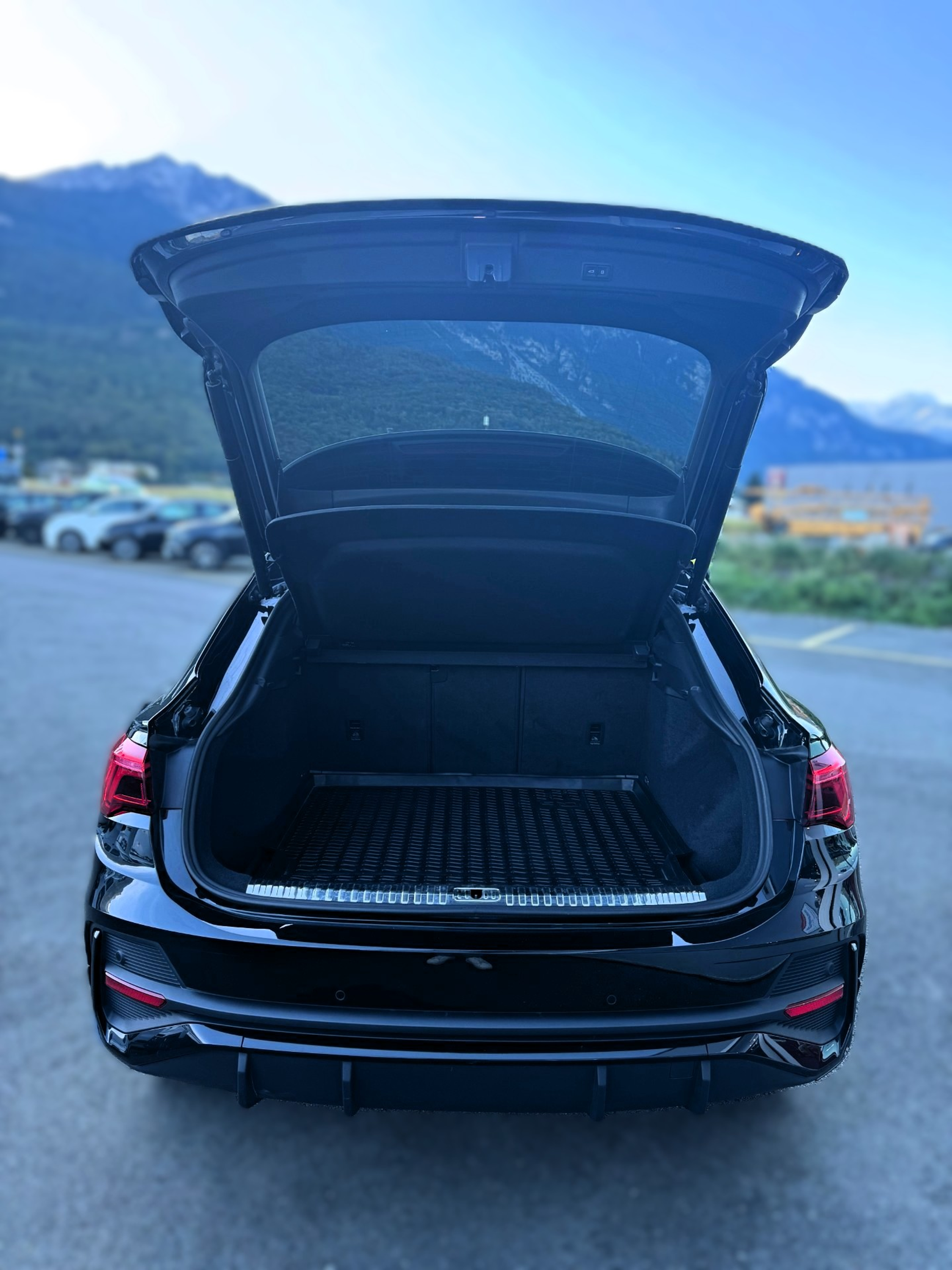 listing desktop thumbnail image 18