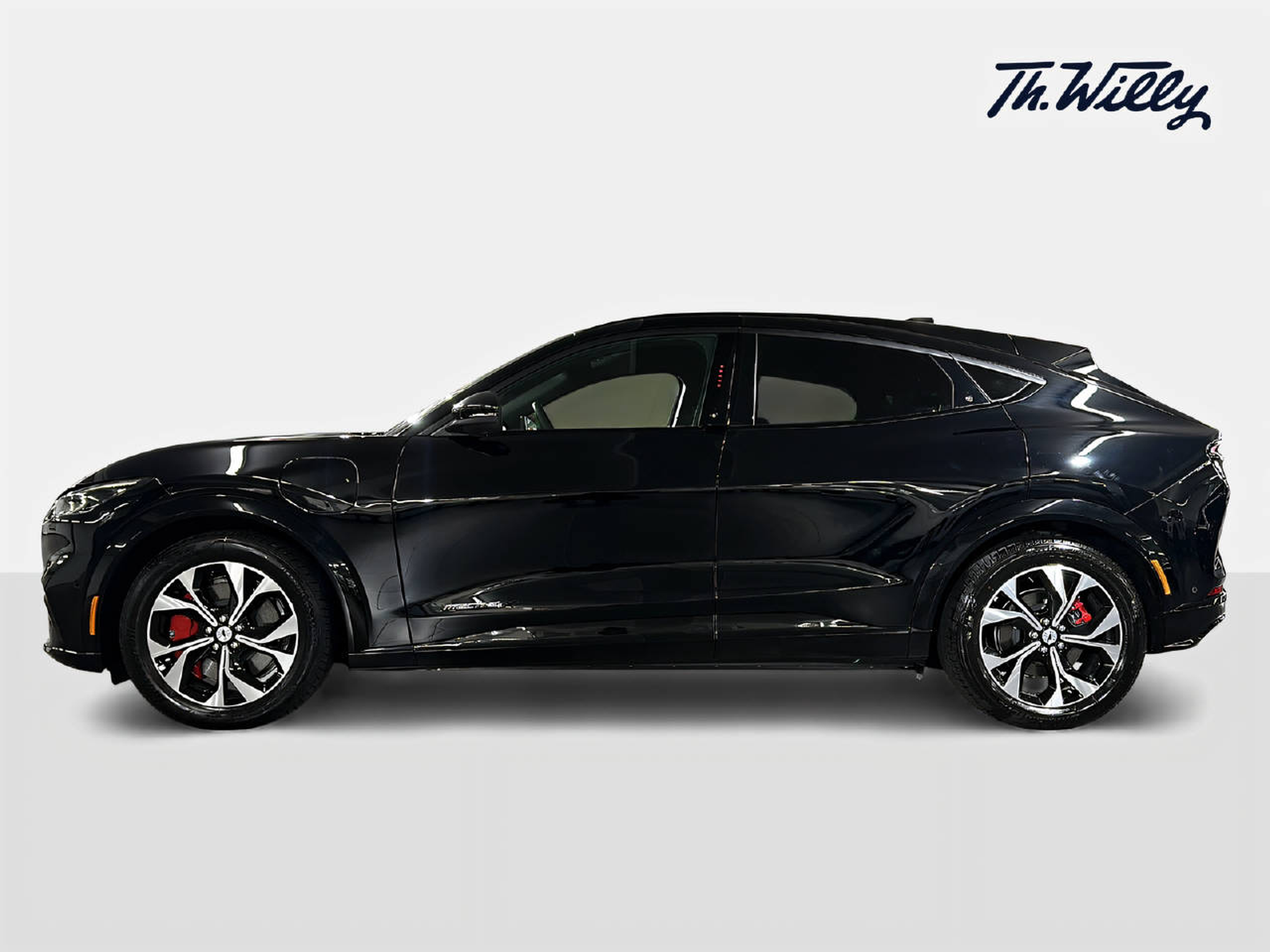 listing desktop thumbnail image 1