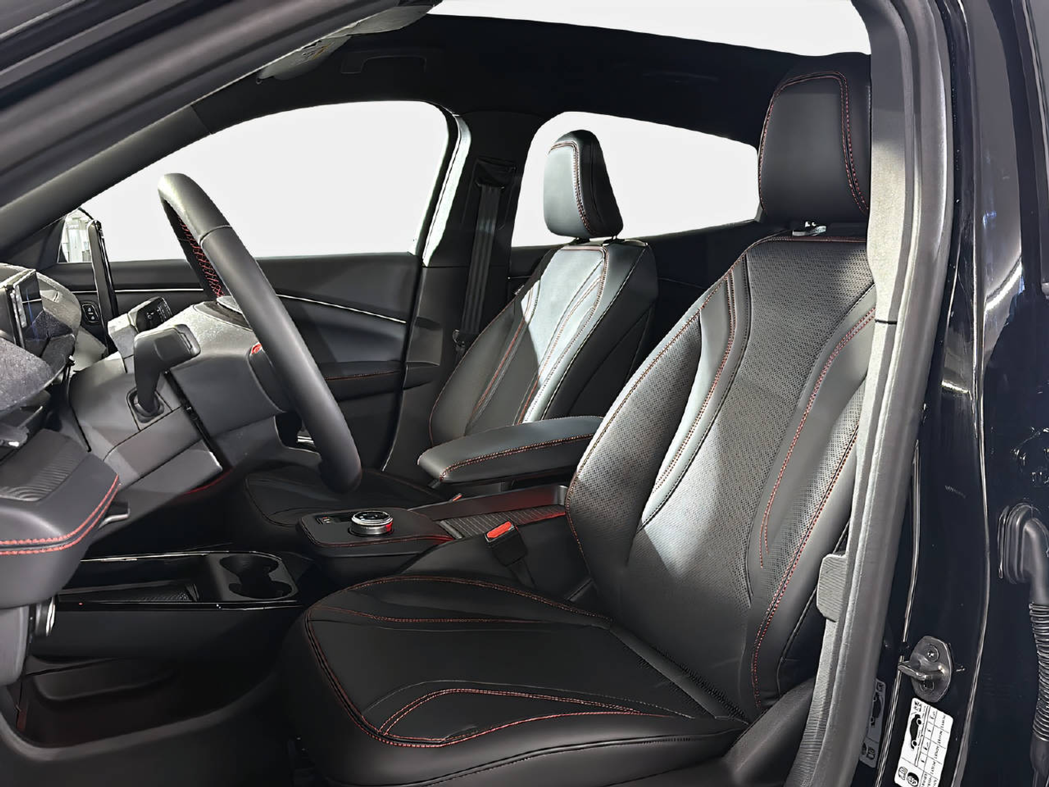 listing desktop thumbnail image 9