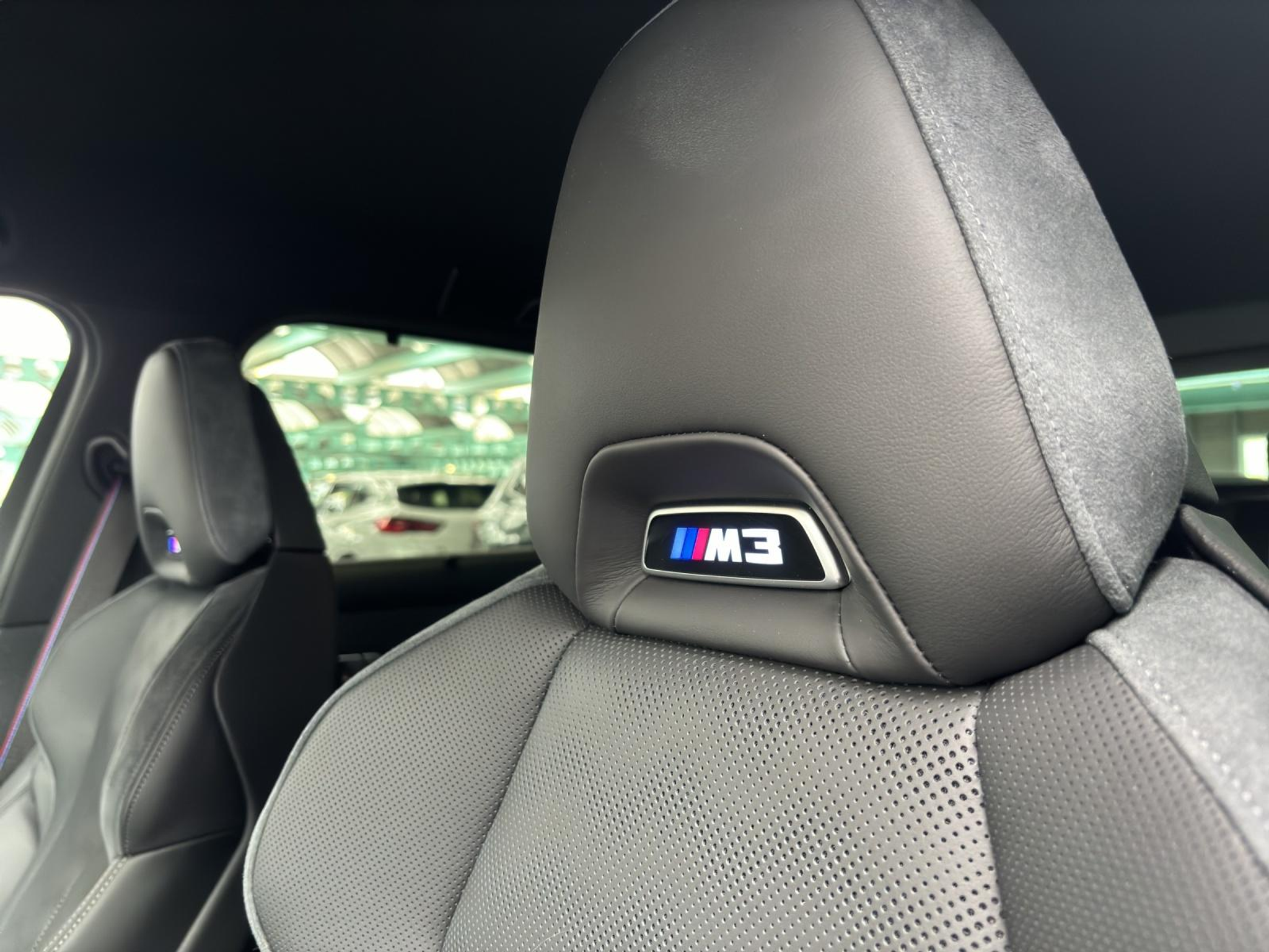 listing desktop thumbnail image 14