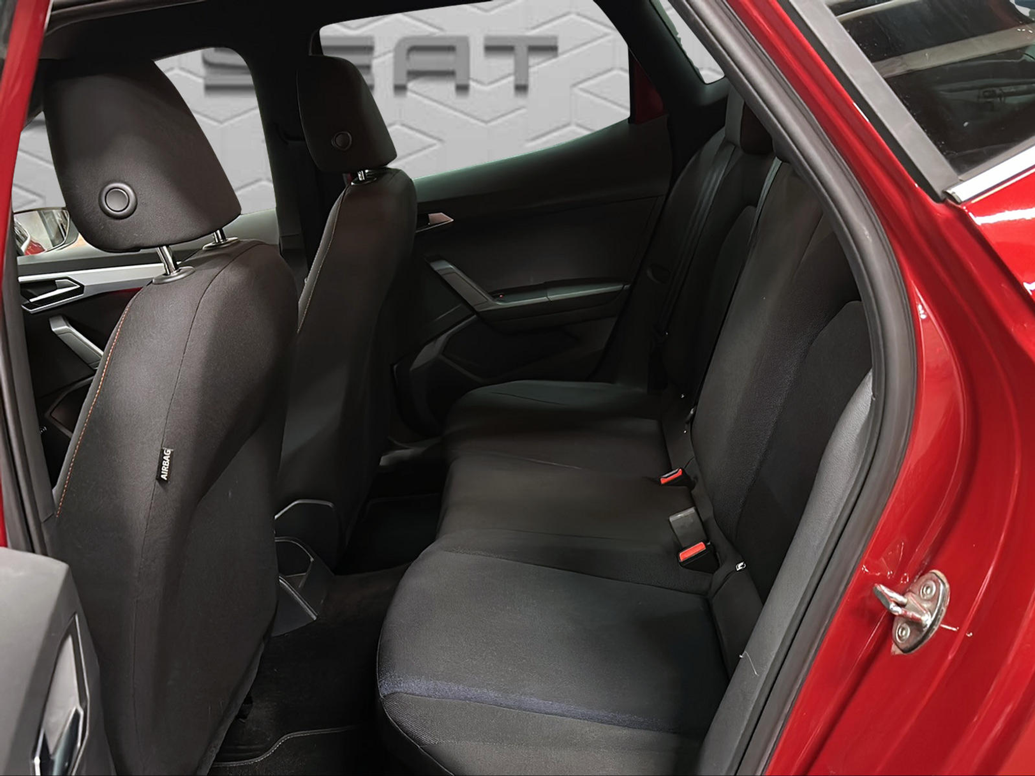 listing desktop thumbnail image 15