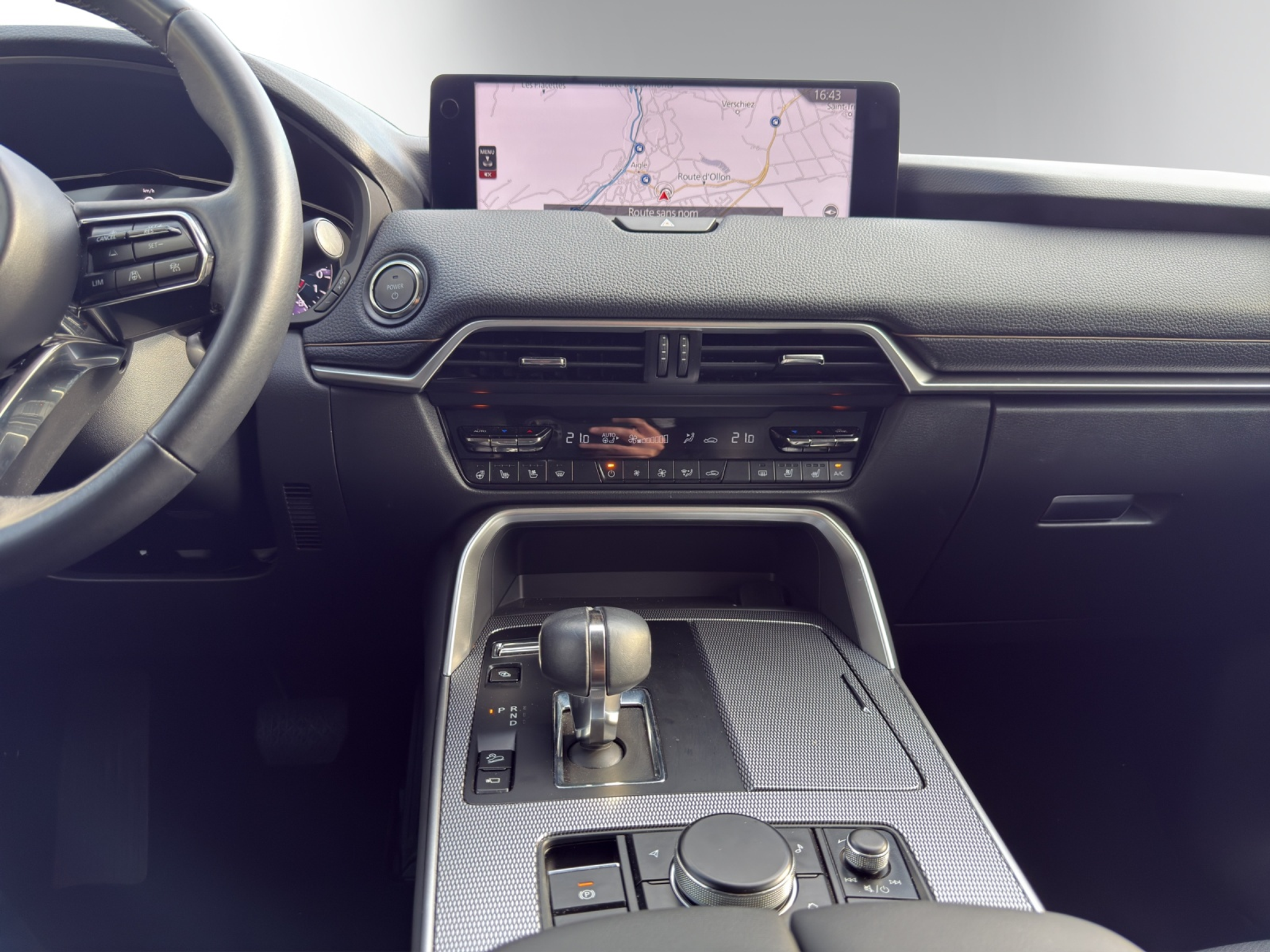 listing desktop thumbnail image 6