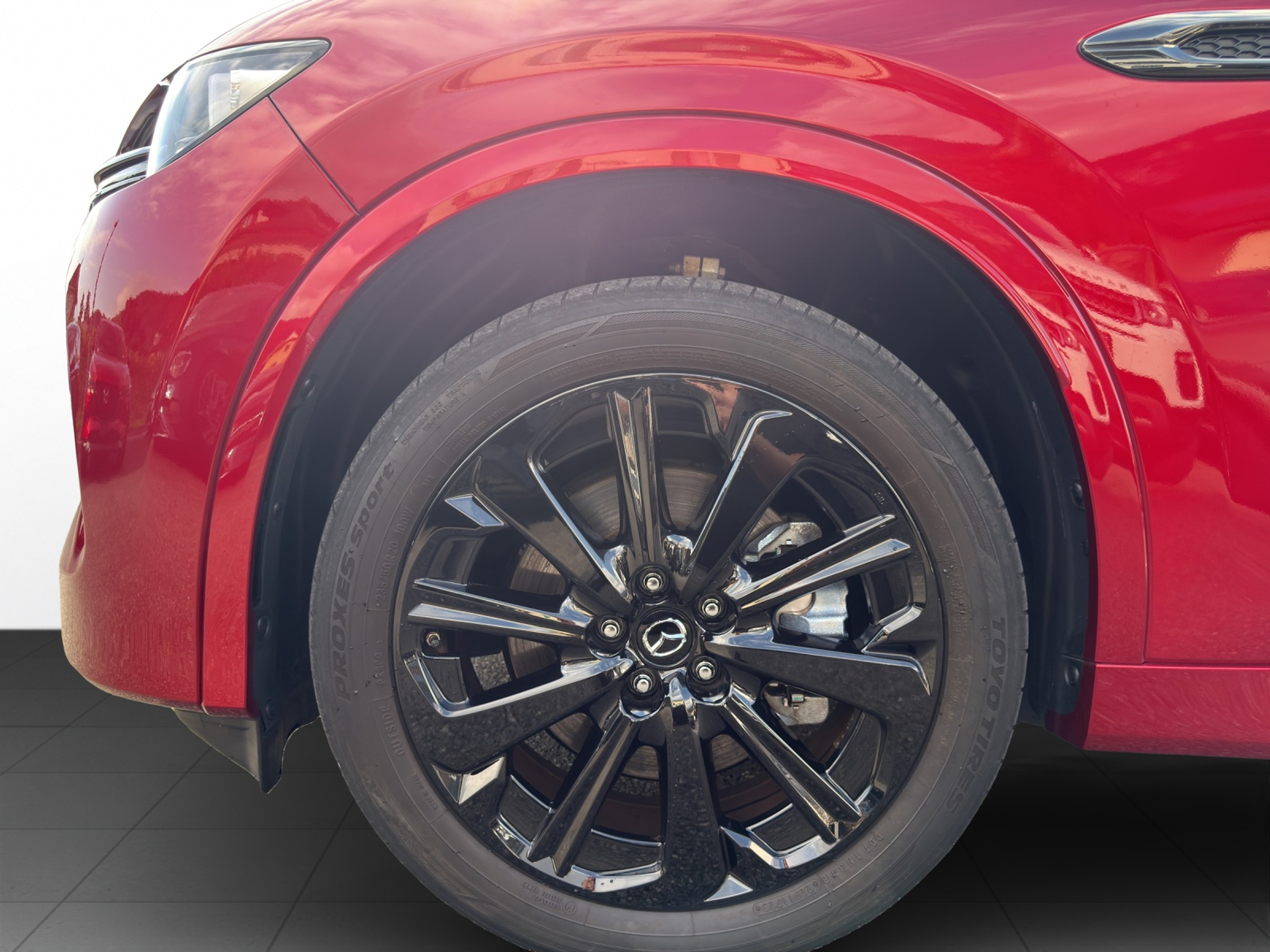 listing desktop thumbnail image 4