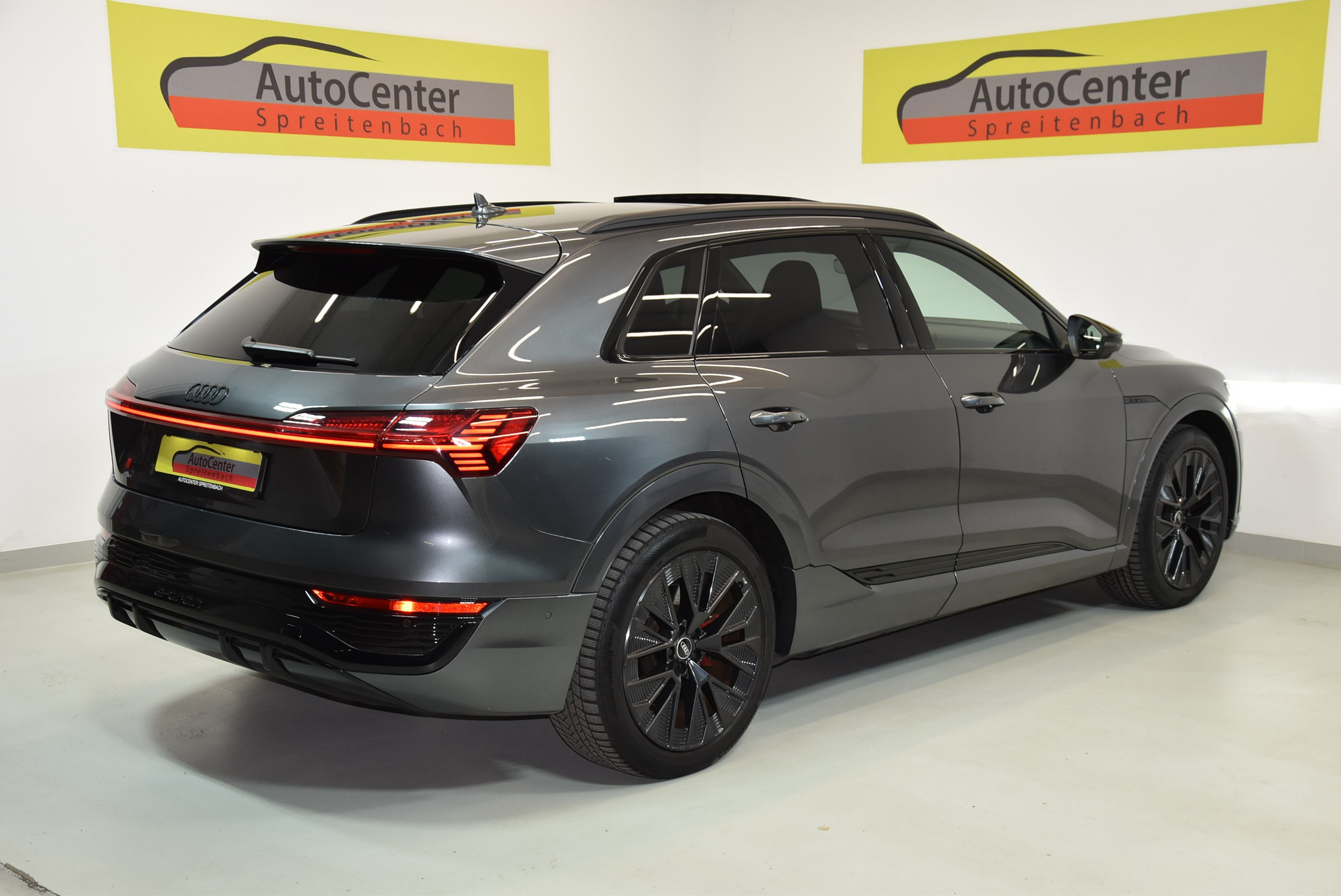 listing desktop thumbnail image 11