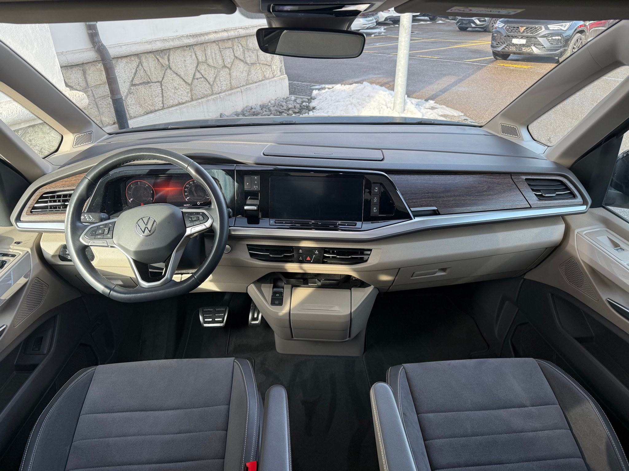 listing desktop thumbnail image 13