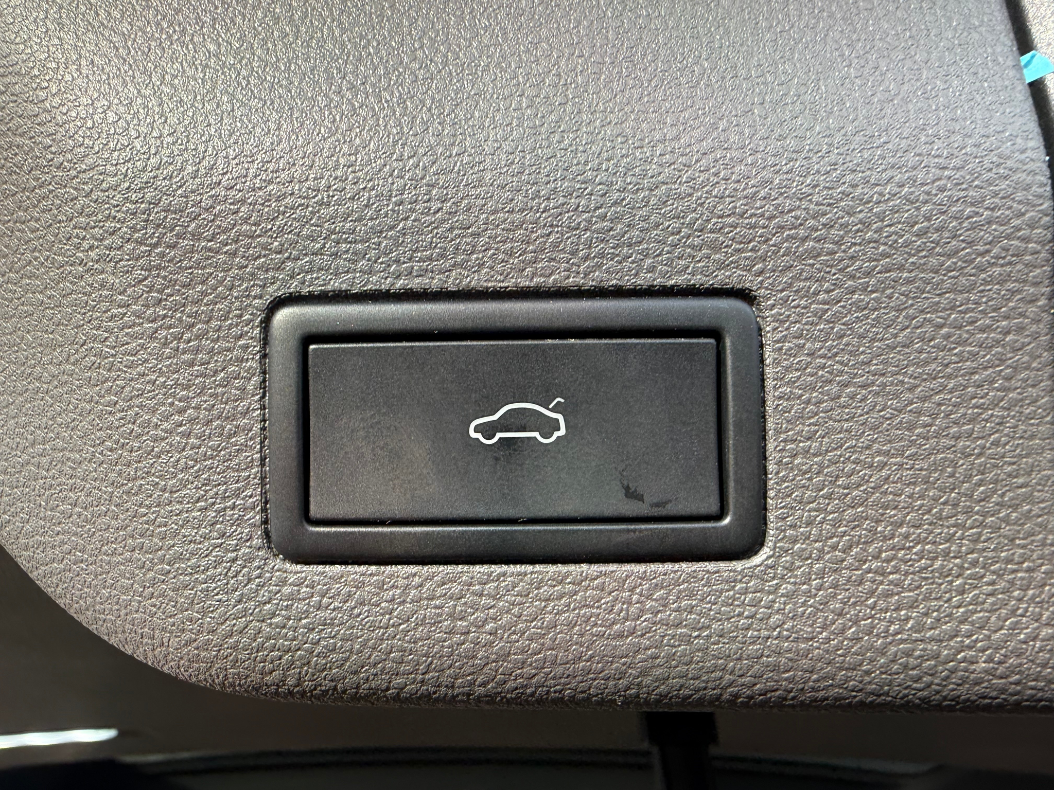 listing desktop thumbnail image 9