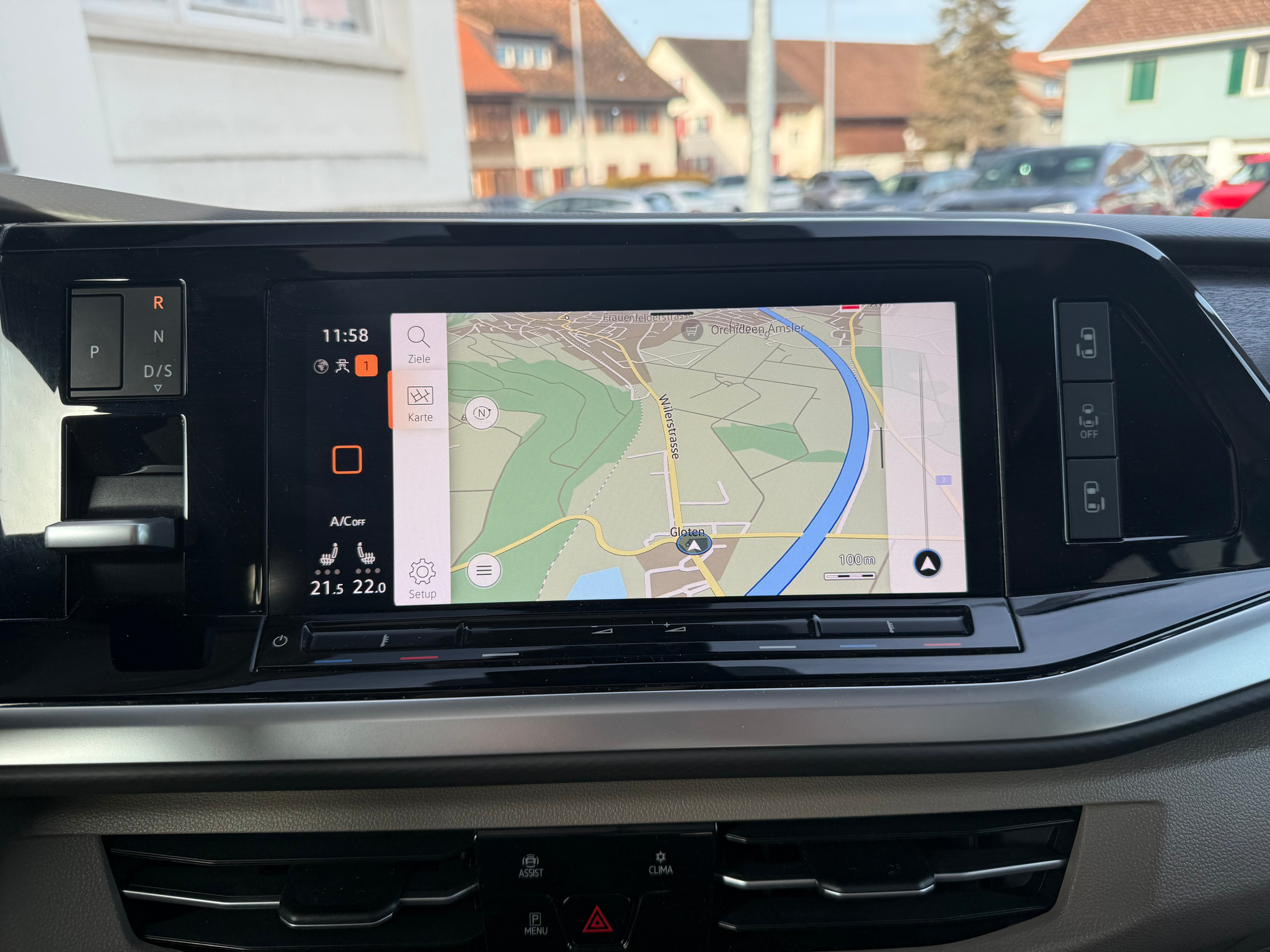 listing desktop thumbnail image 15