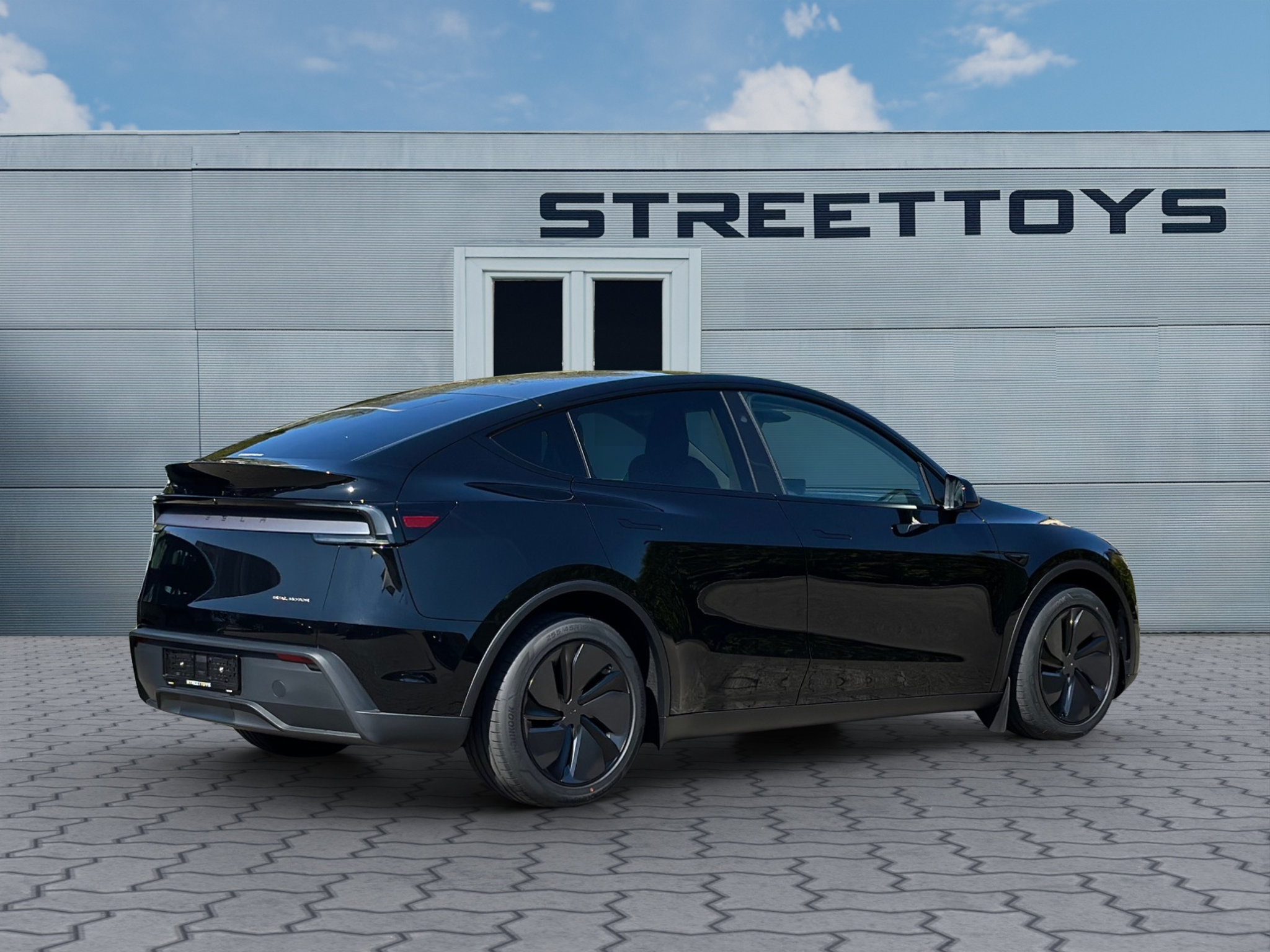 listing desktop thumbnail image 2