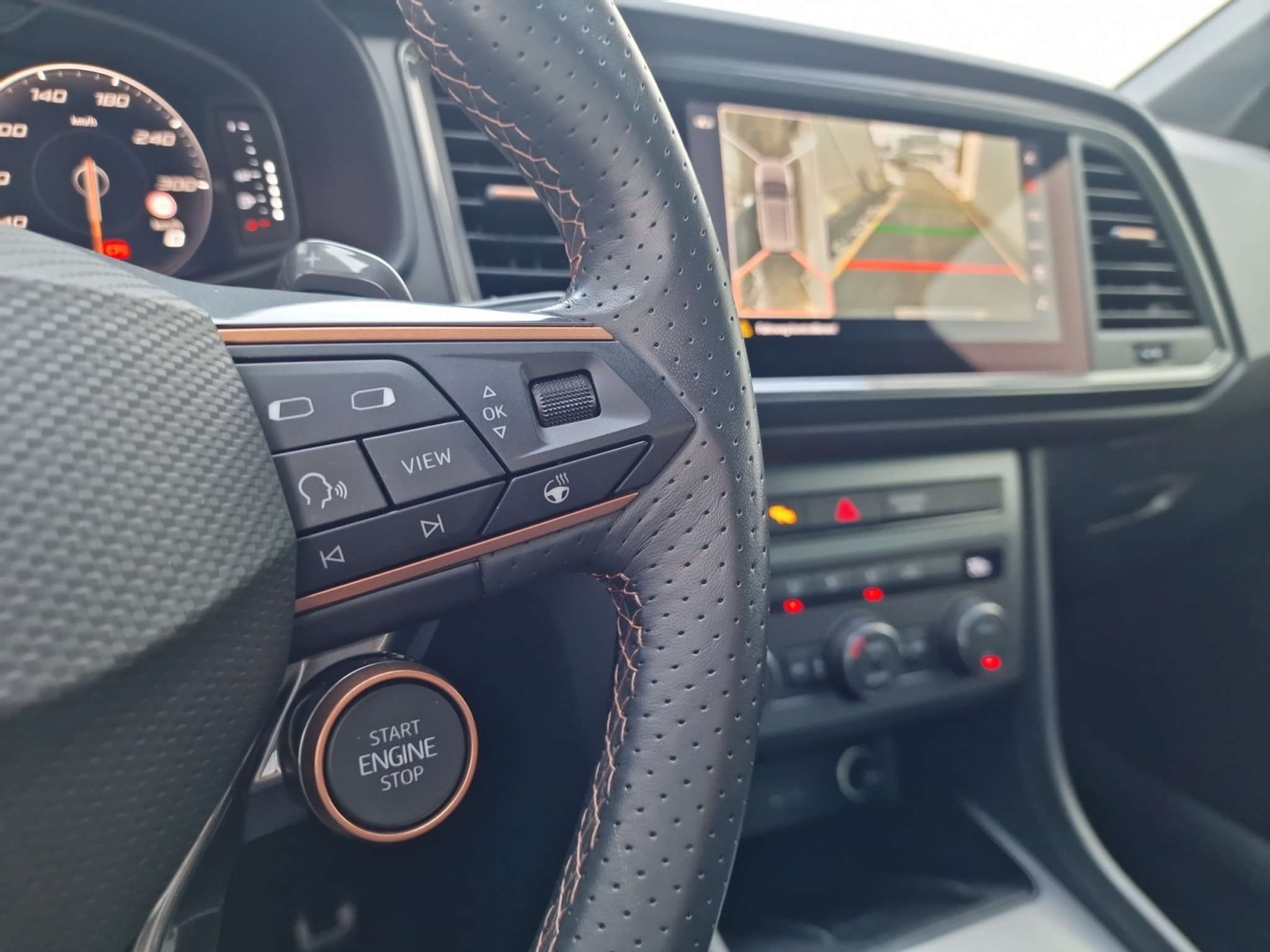 listing desktop thumbnail image 14