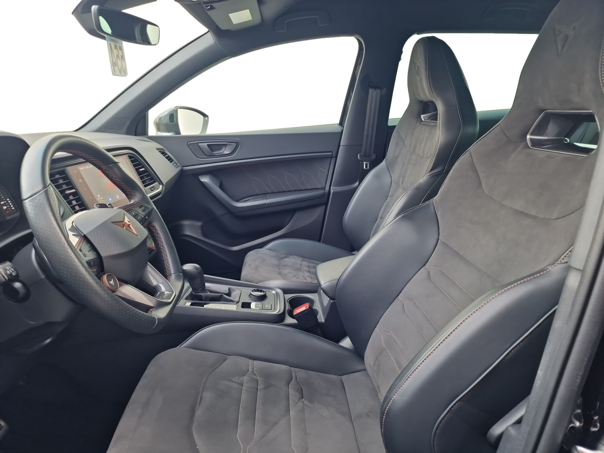 listing desktop thumbnail image 9