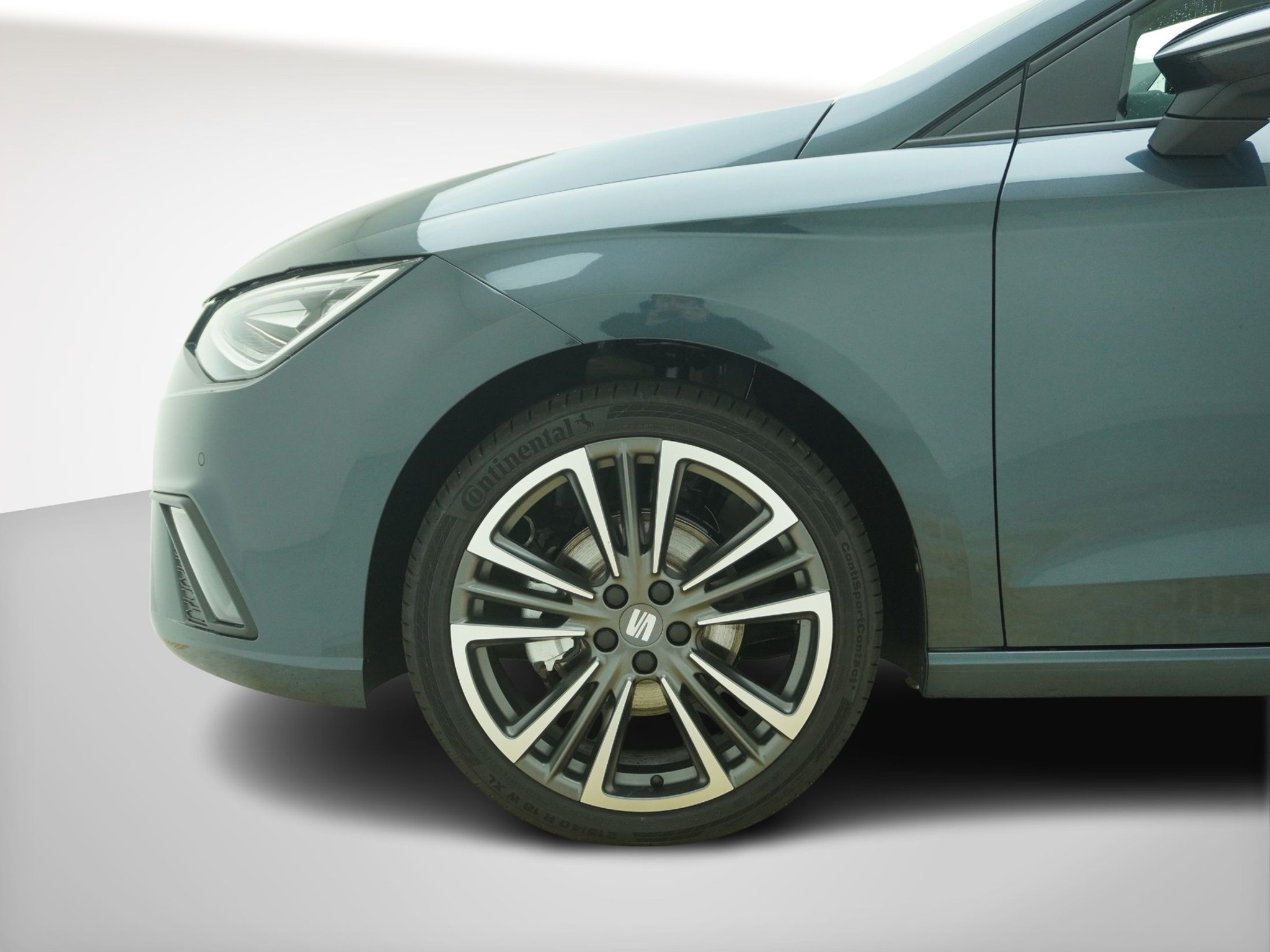 listing desktop thumbnail image 8