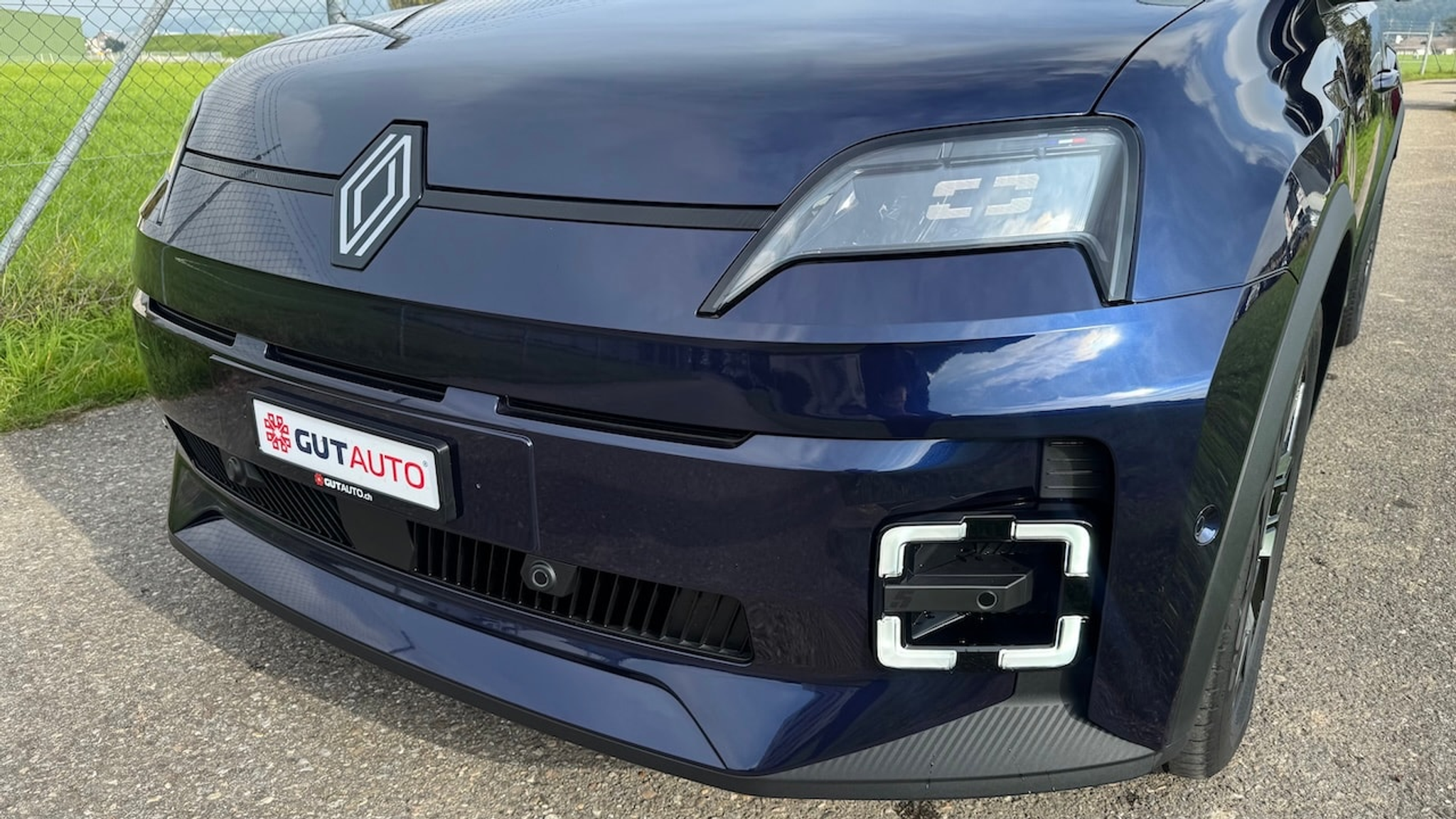 listing desktop thumbnail image 7