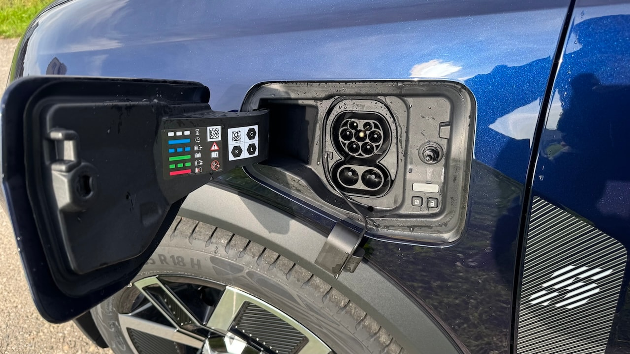 listing desktop thumbnail image 9