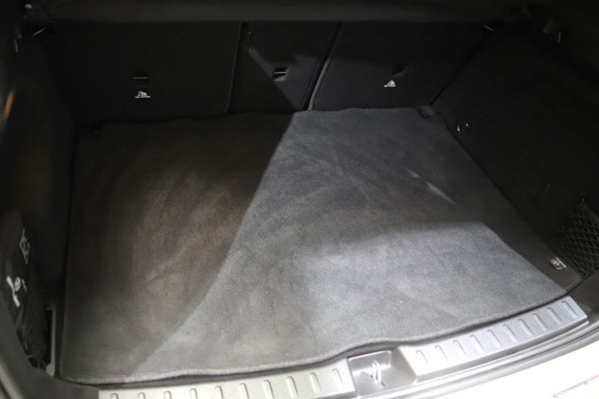 listing desktop thumbnail image 11