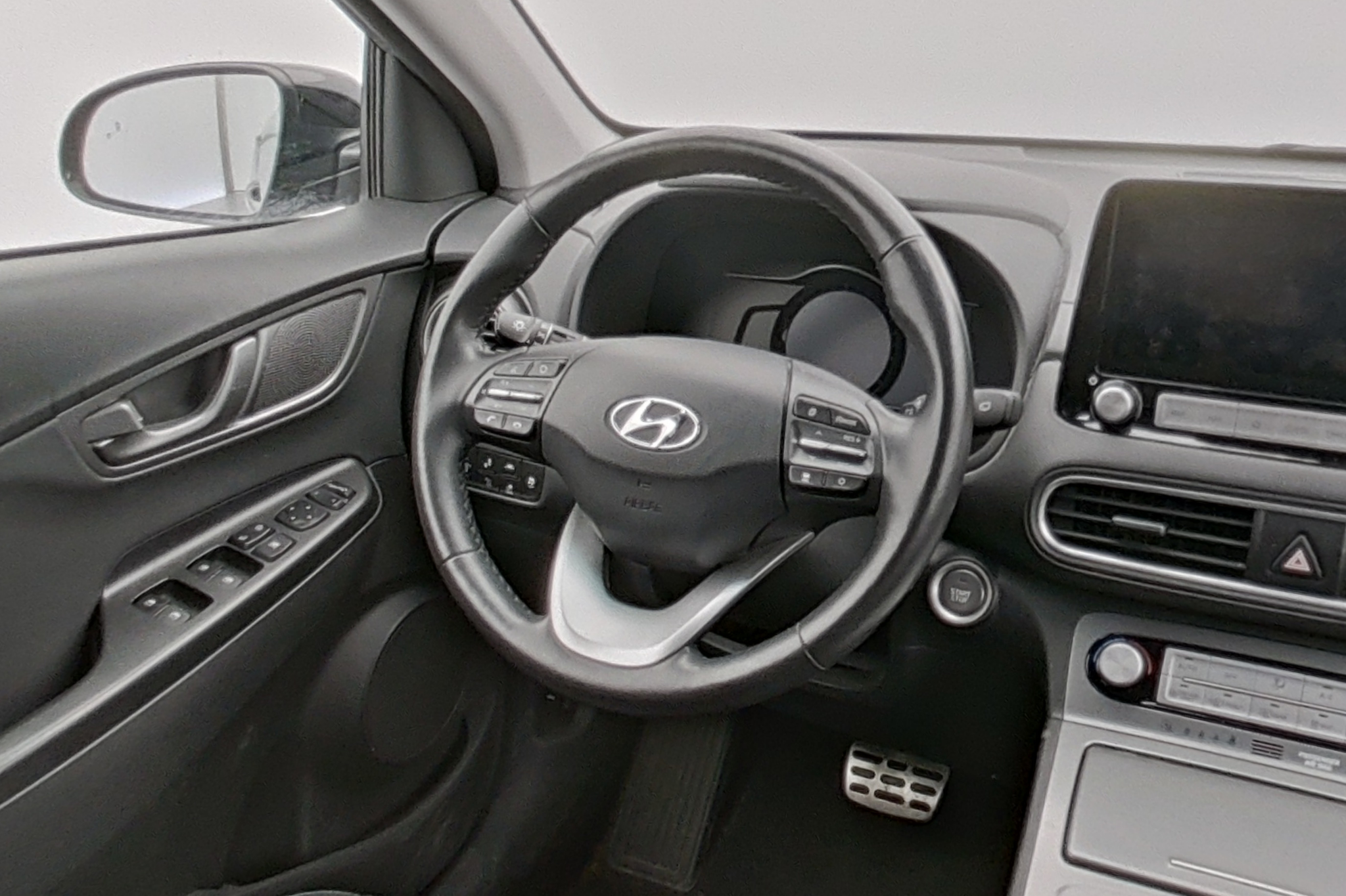 listing desktop thumbnail image 6