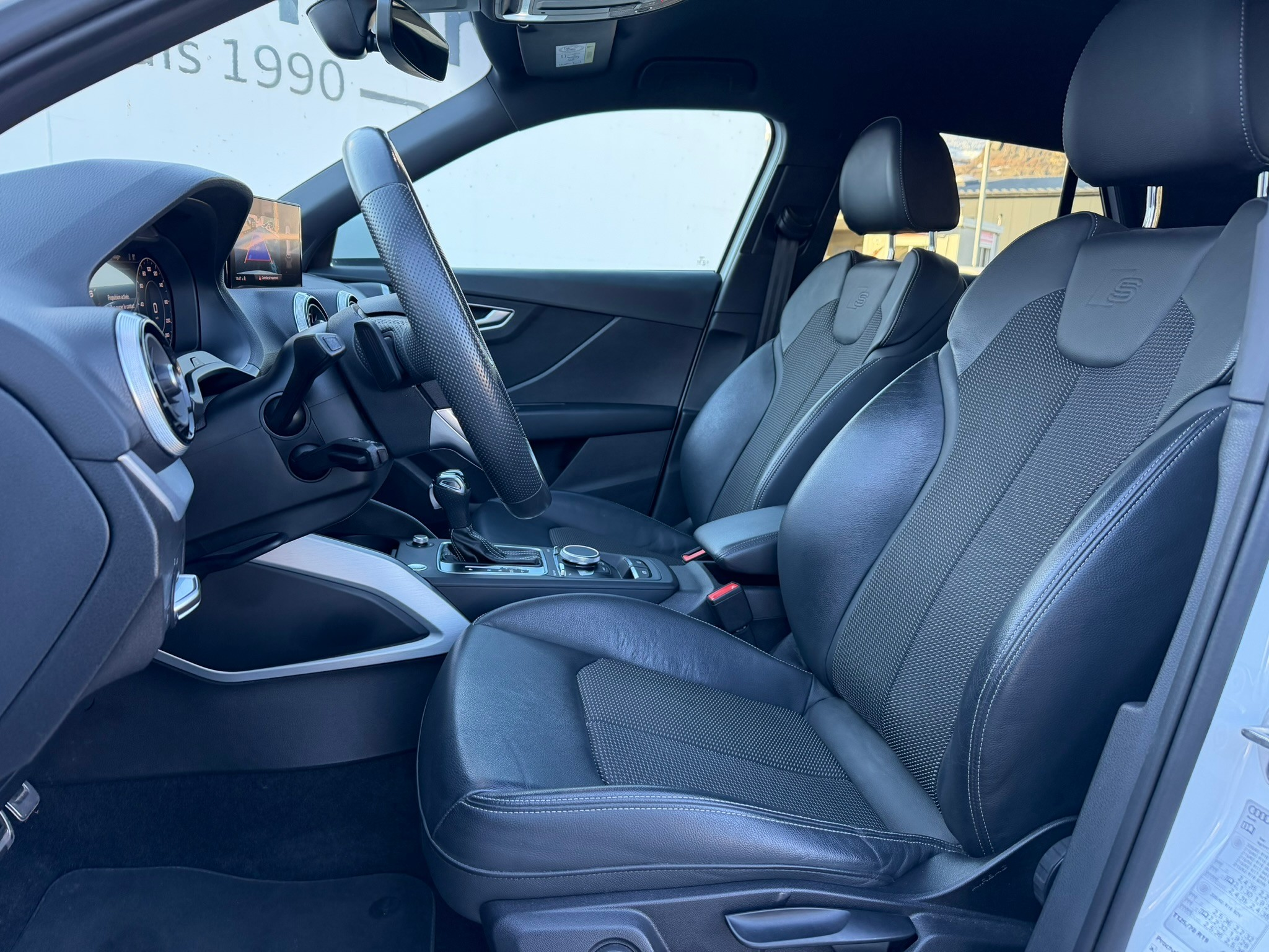 listing desktop thumbnail image 6