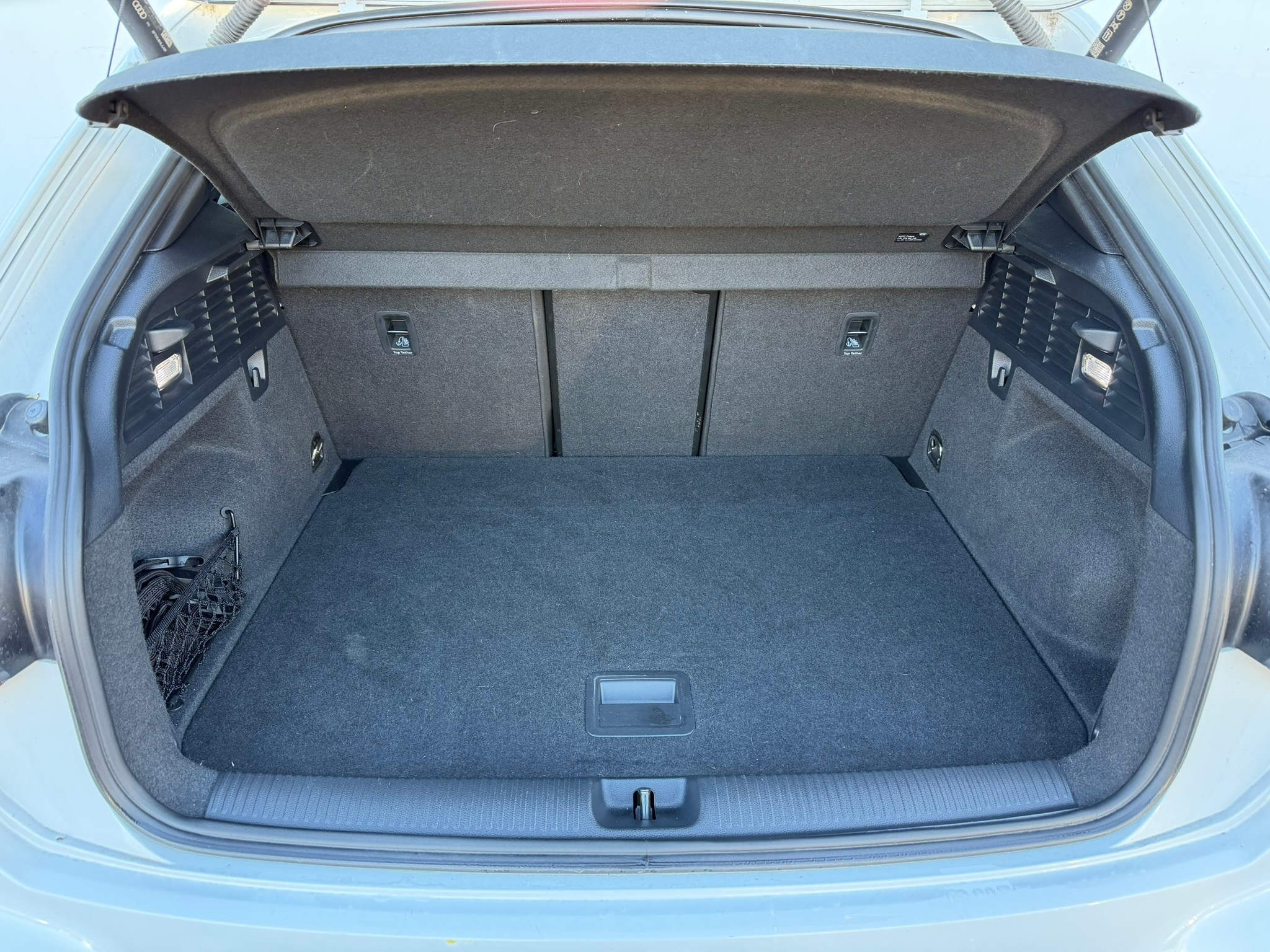 listing desktop thumbnail image 11