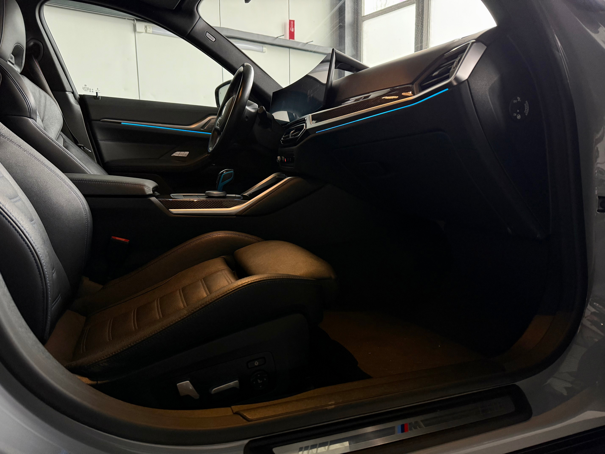 listing desktop thumbnail image 11